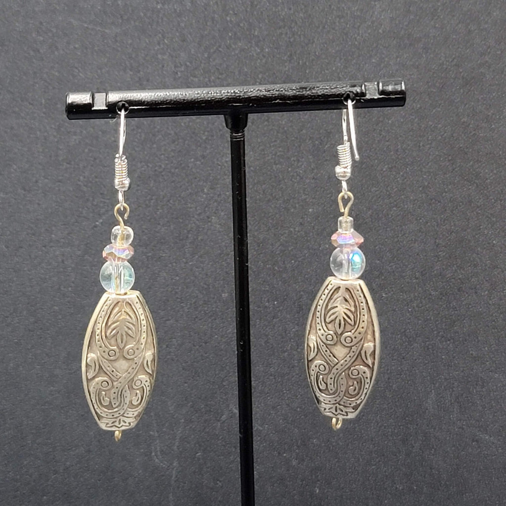 Pierced Earrings Silver tone Clear Purple Beaded Dangle 1.75"