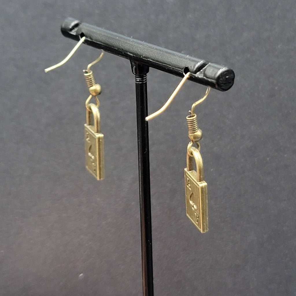 Ace of Spades Pierced Earrings Bronze tone Dangle 3/4"