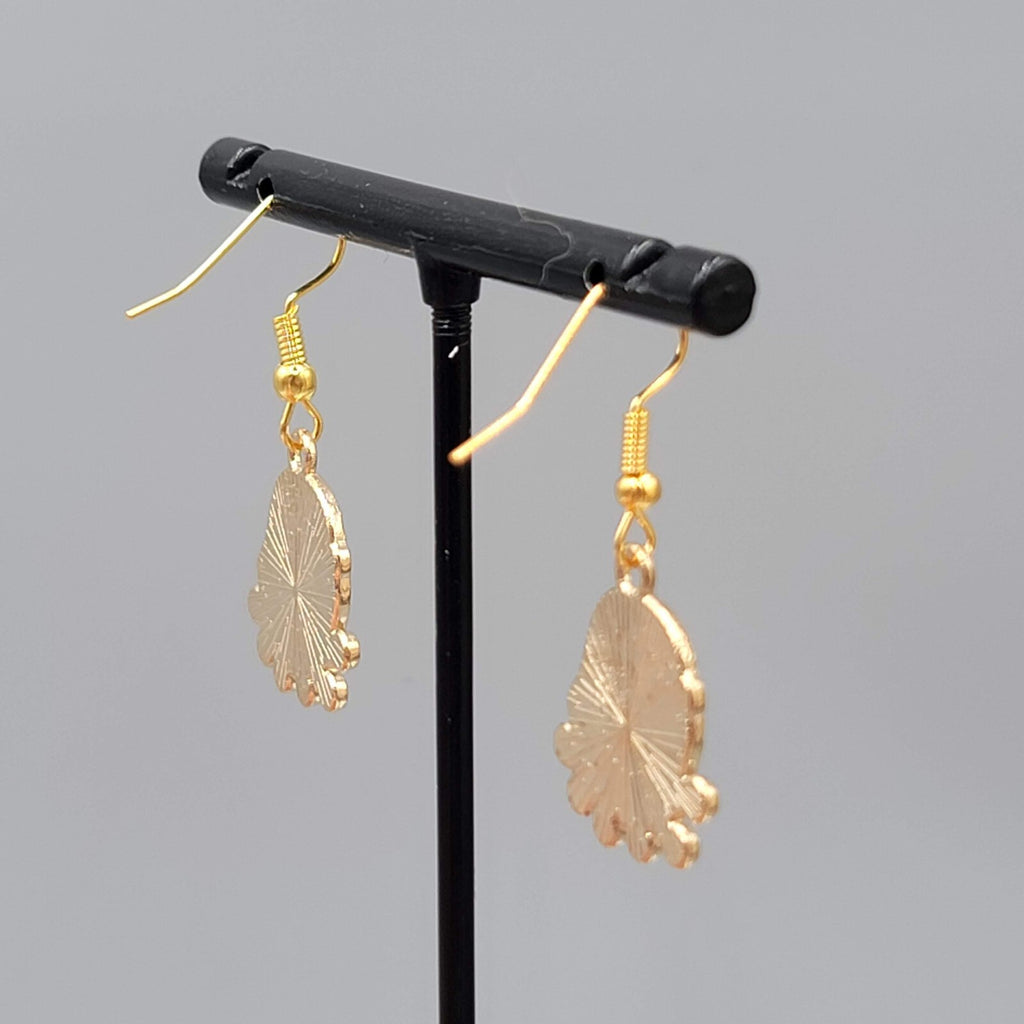 Christmas Elf Pierced Earrings Enamel Gold tone Dangle 3/4" New