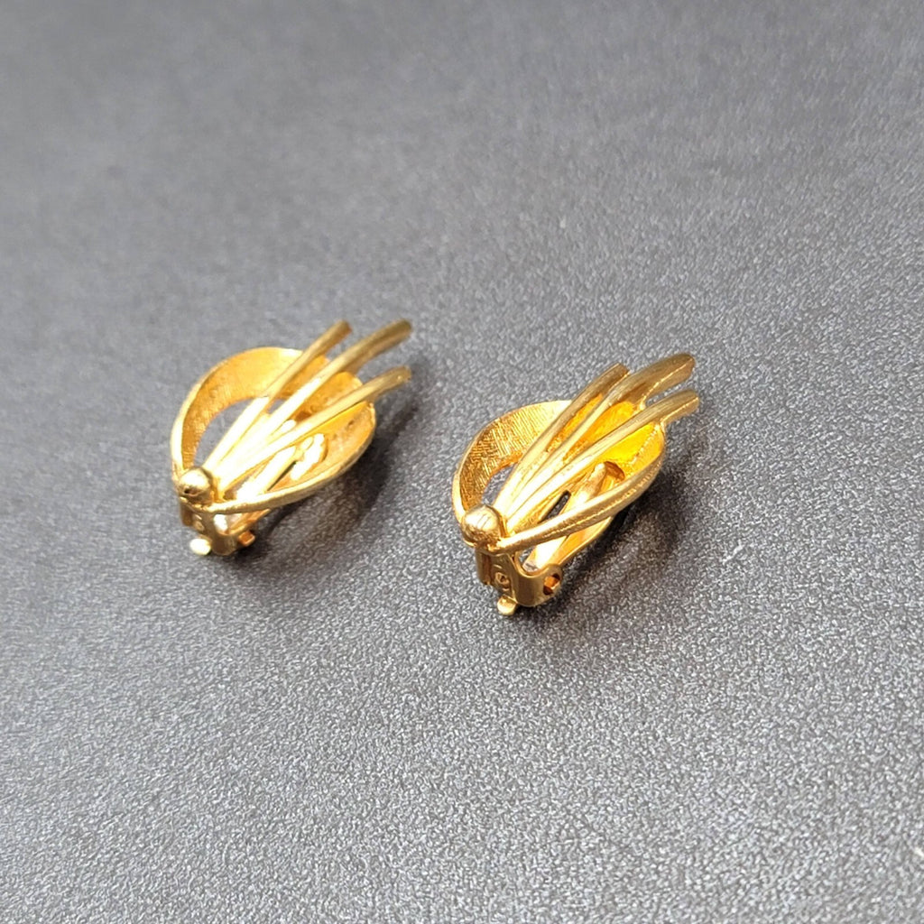 Vintage Clip on Earrings Gold Plated Open Oval Drop Estate Jewelry 1"