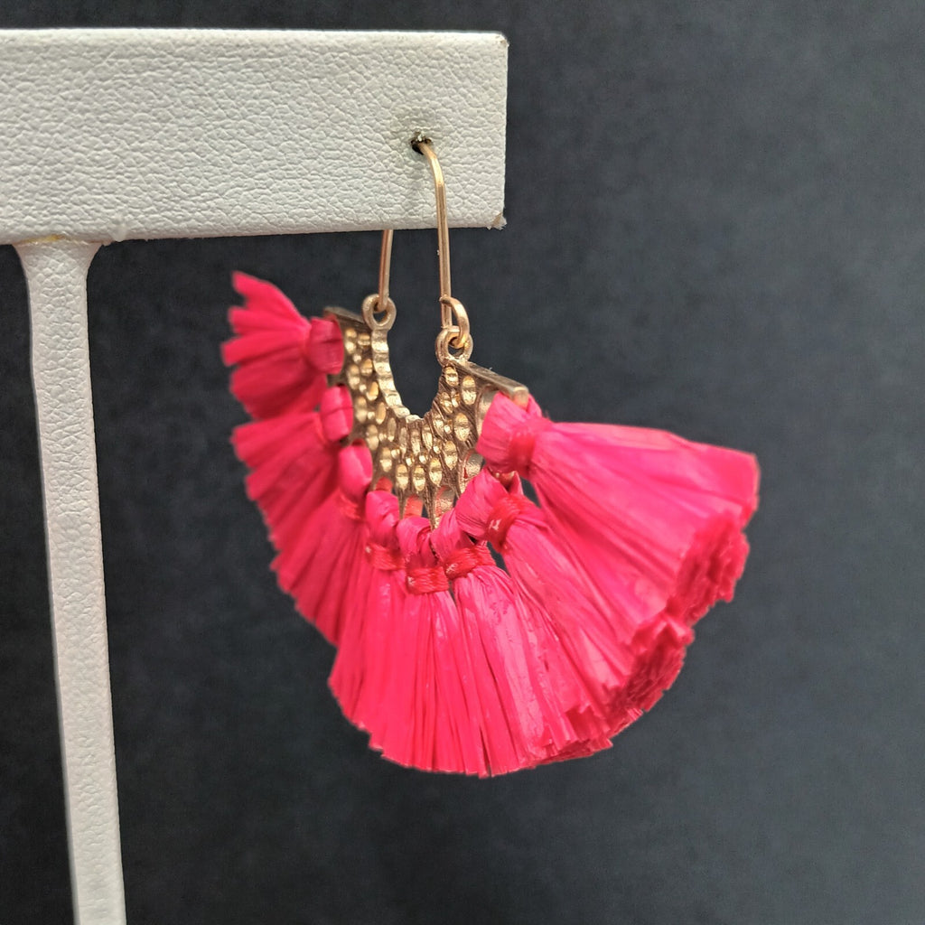 Boho Pierced Earrings Gold tone Red Rattan Tassel 1.25"