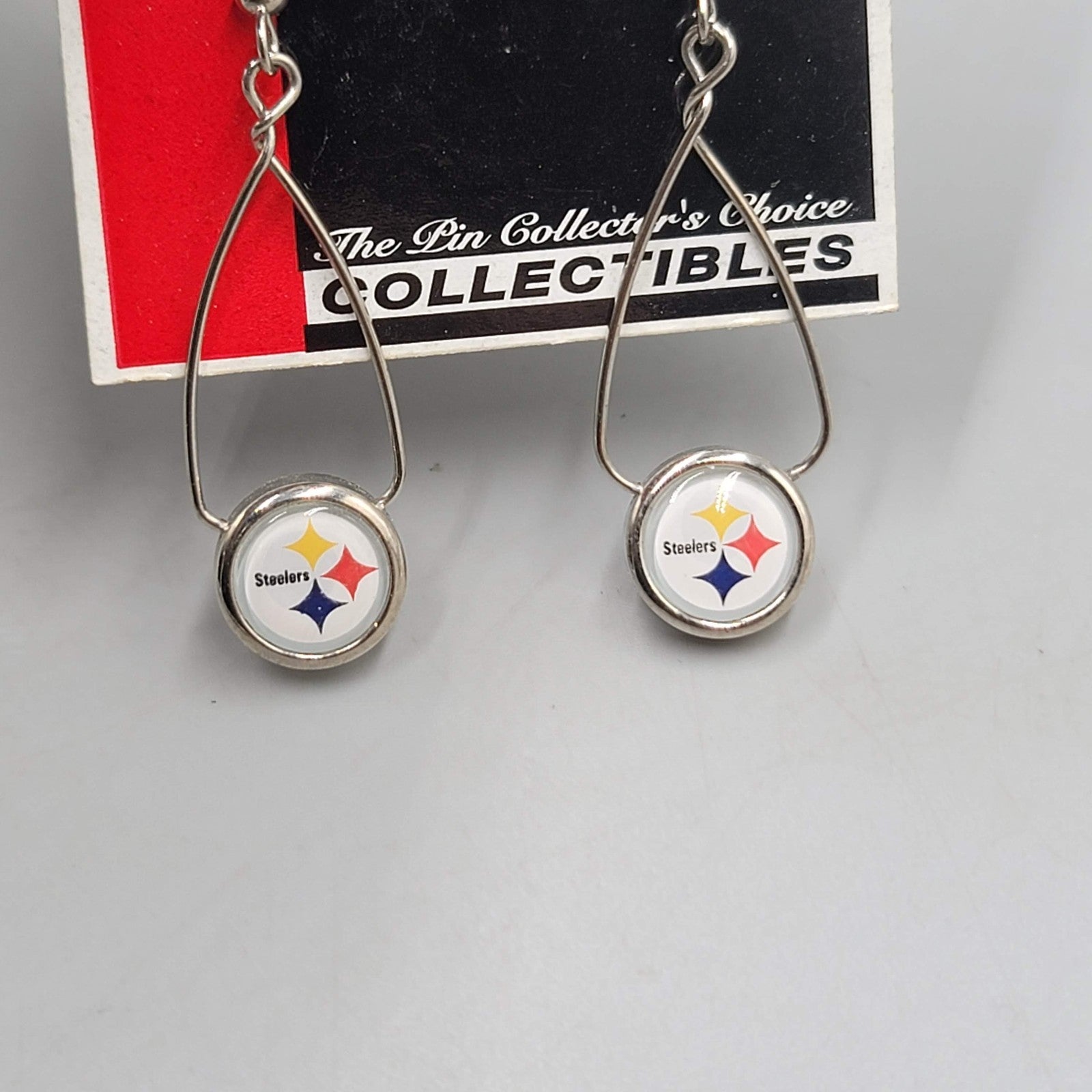 Pittsburgh Steelers NFL Pierced Earrings Silver tone Dangle  NWT 1.5 in
