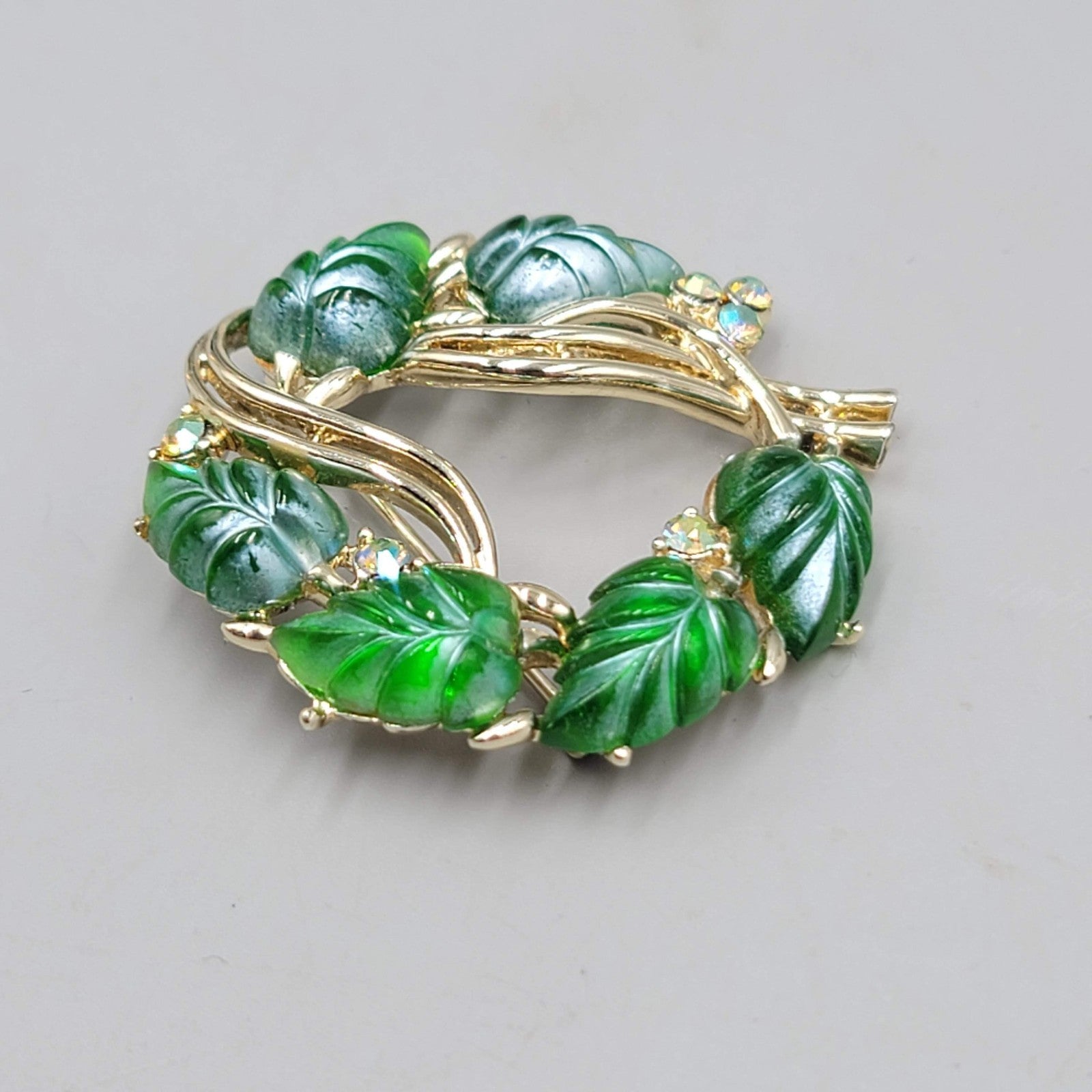 Vintage Molded Green Leaf Wreath Brooch AB Rhinestones Gold tone 1.75 in