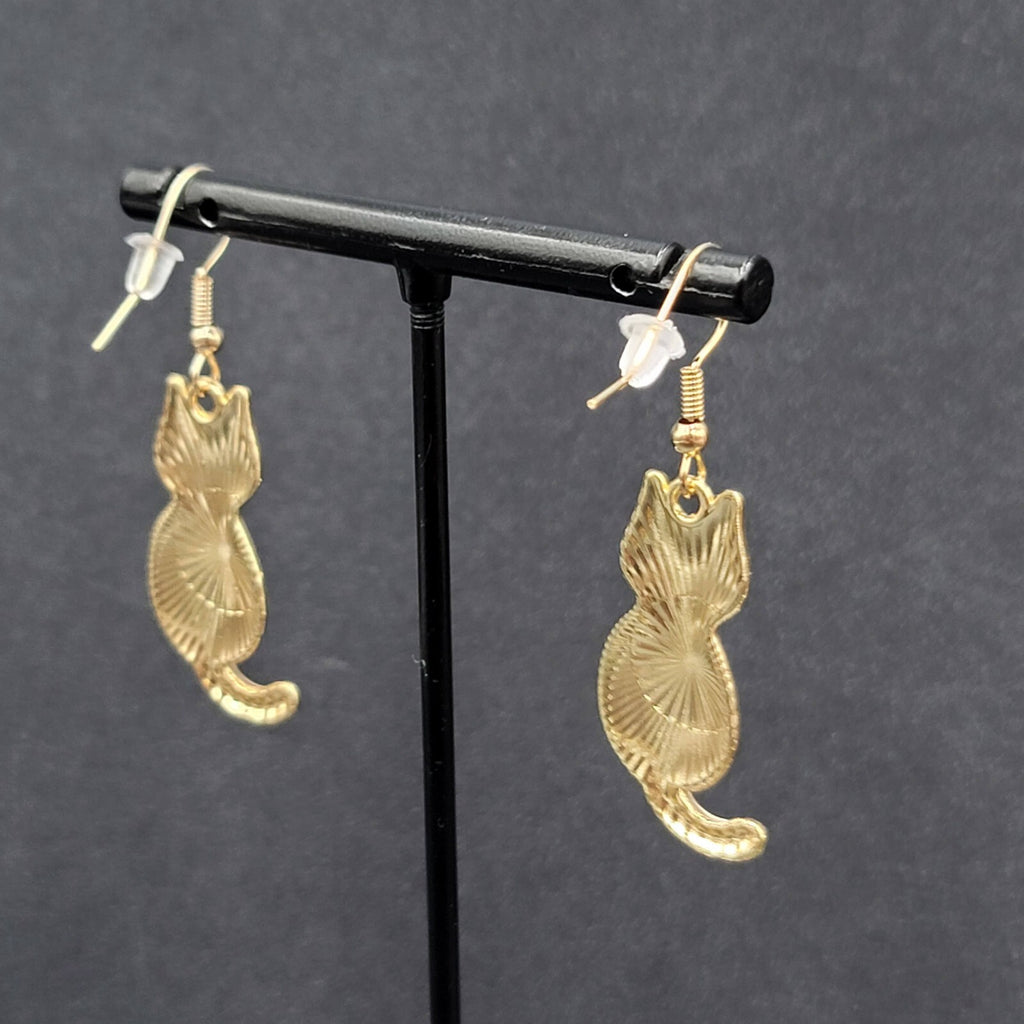 Pierced Earrings Gold tone Cat White Enamel Flowers Dangle 1.25"