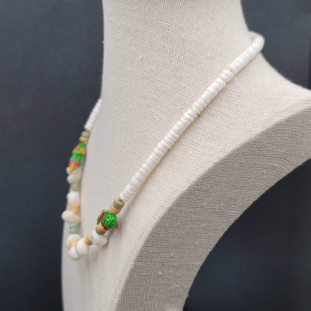 Vintage Shell Necklace Wood Hand Painted Parrot Beads 18"