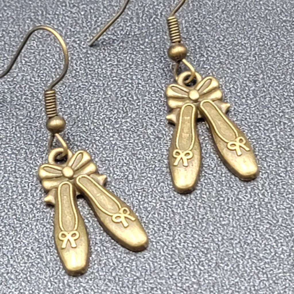 New BALLET SHOES Pierced Earrings Bronze tone Dangle Embossed 7/8"