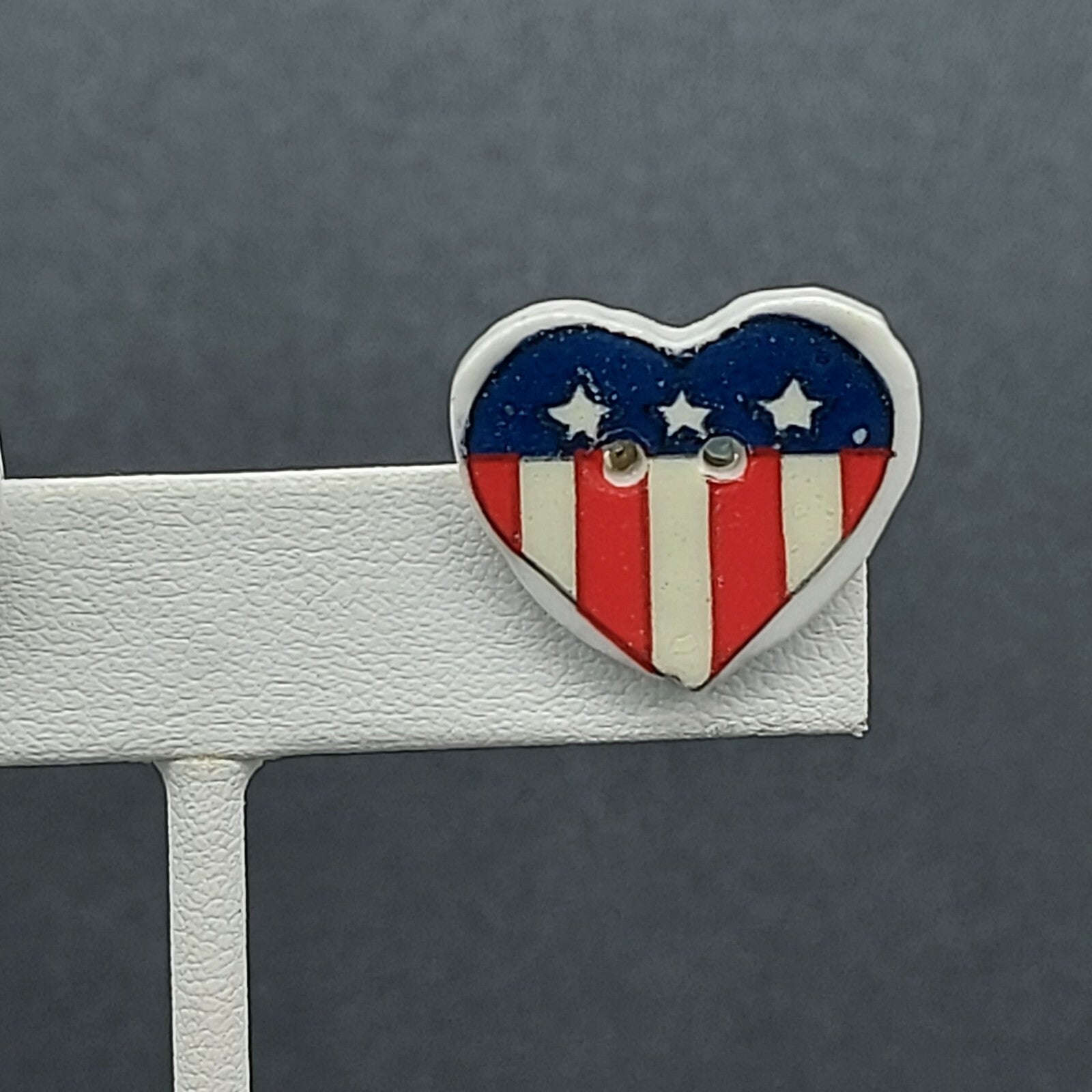 Vintage Pierced Earrings Porcelain Patriotic Button Style Heart 3/4"