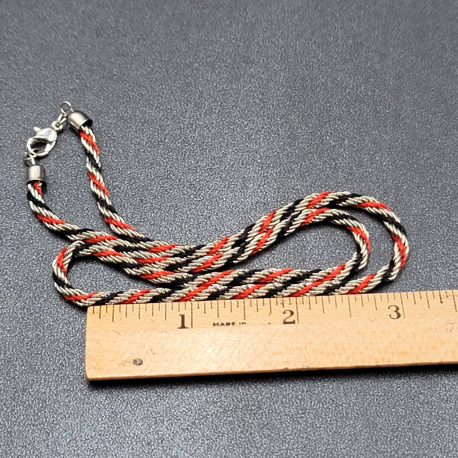 Vintage Twisted Rope Chain Necklace Silver tone Red Black Unique 17"