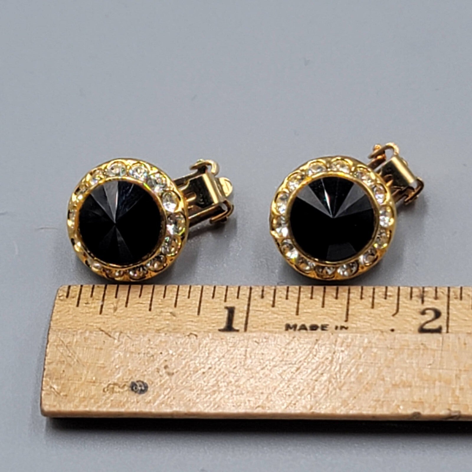 Vintage Black Rivoli Rhinestone Studs Clip on Earrings Round 5/8"