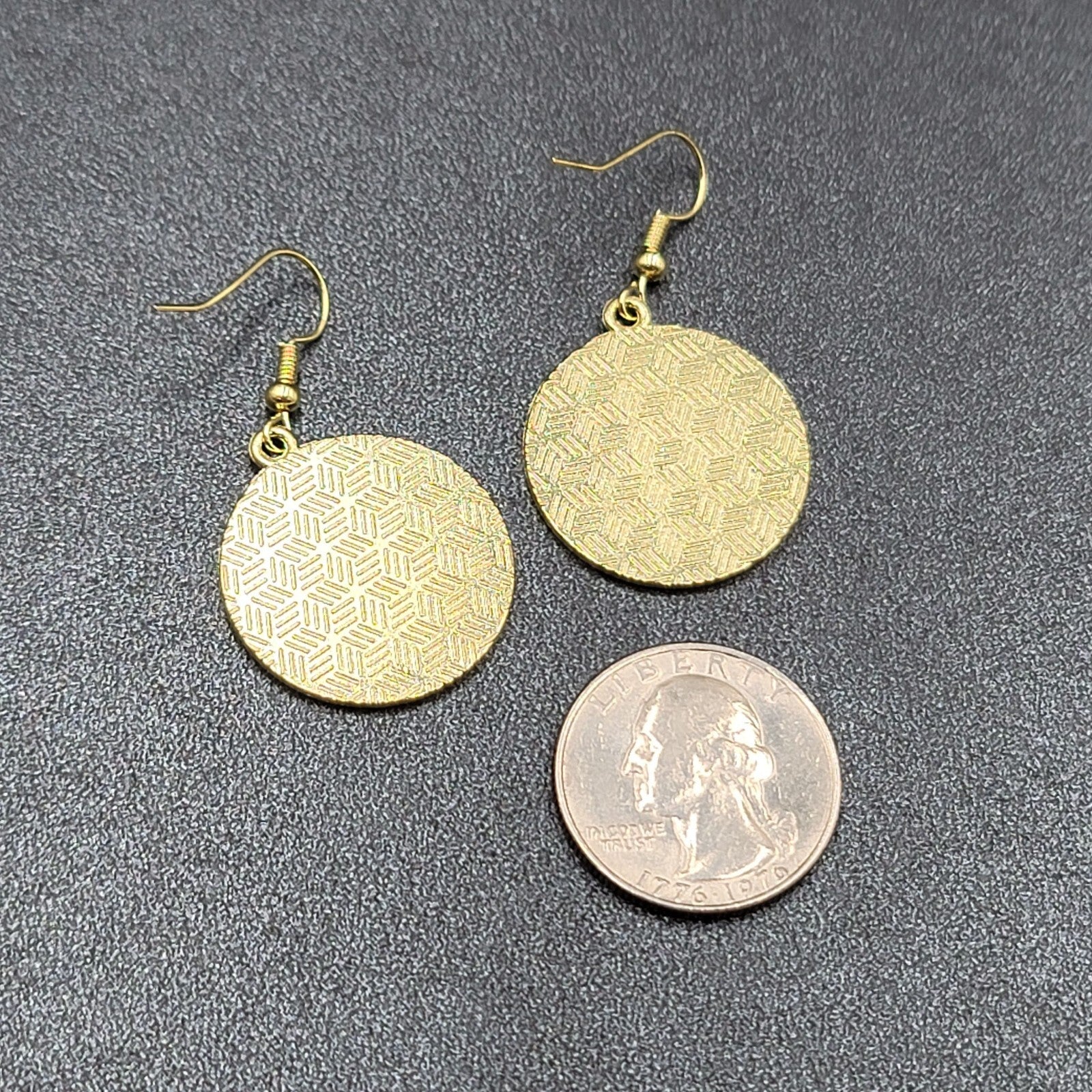 Island Kitty Cat Pierced Earrings Japanese Style Art Gold tone Round Dangle 1"