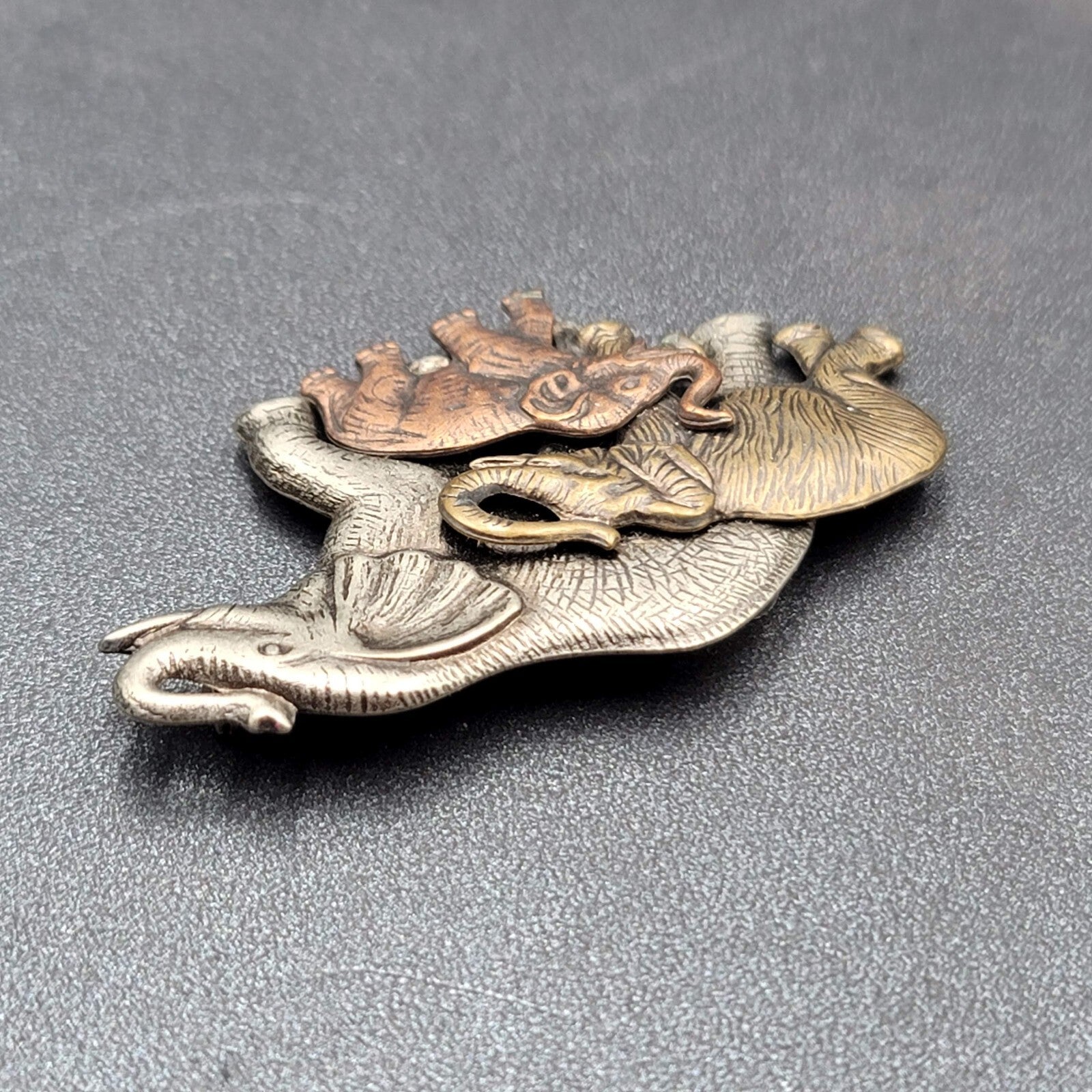 Vintage K & T Elephants Brooch Pin Copper Brass Silver Tone Modern Signed