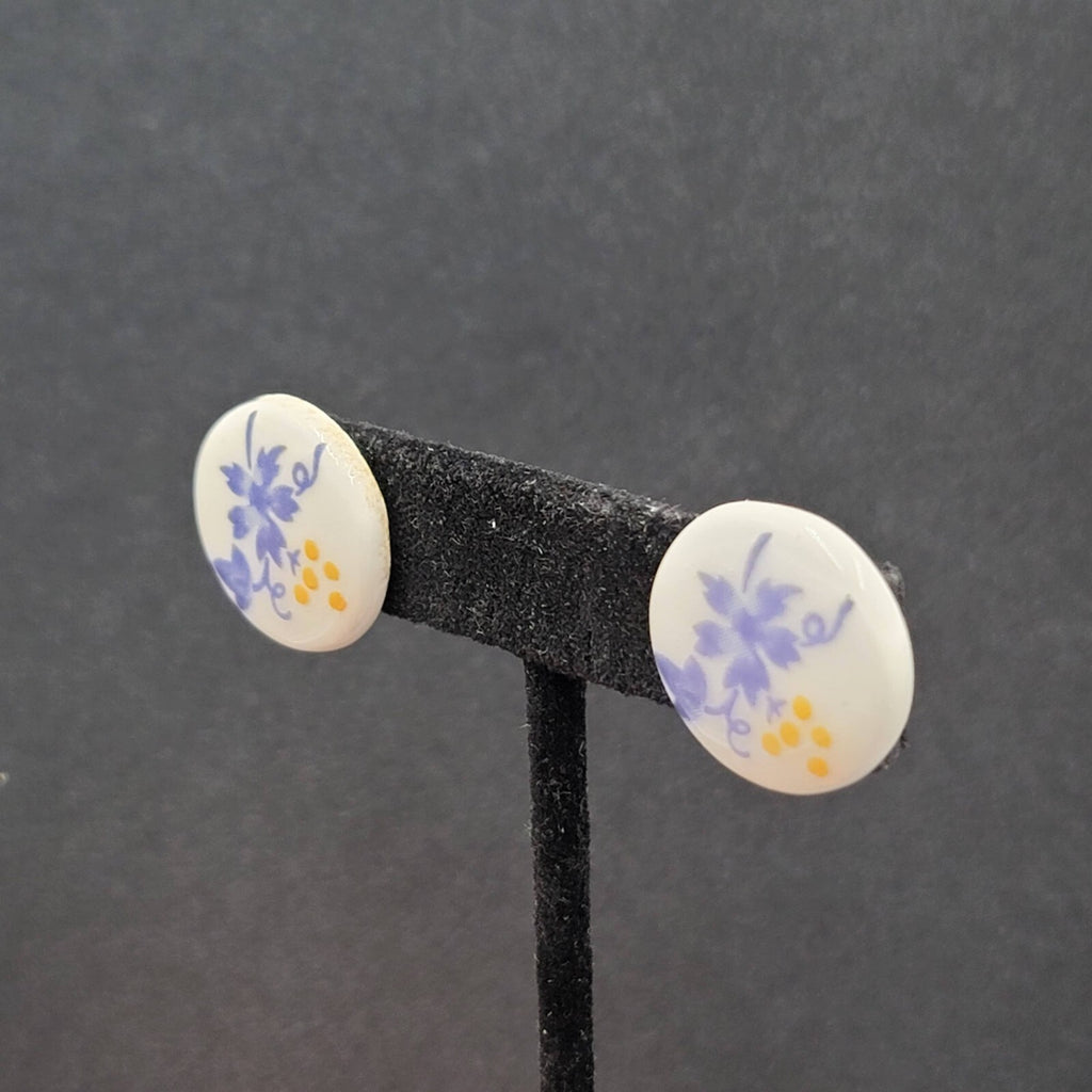 Vintage Pierced Earrings Ceramic White Hand Painted Purple Yellow Grapes 3/4"