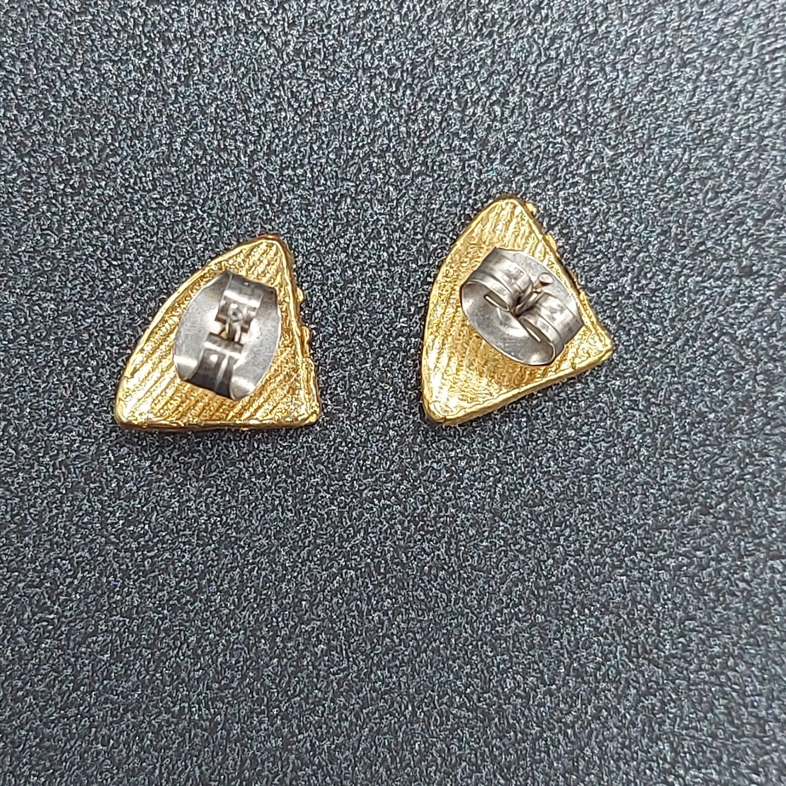 Pierced Earrings Gold tone Black Red Enamel Triangle 3/8"