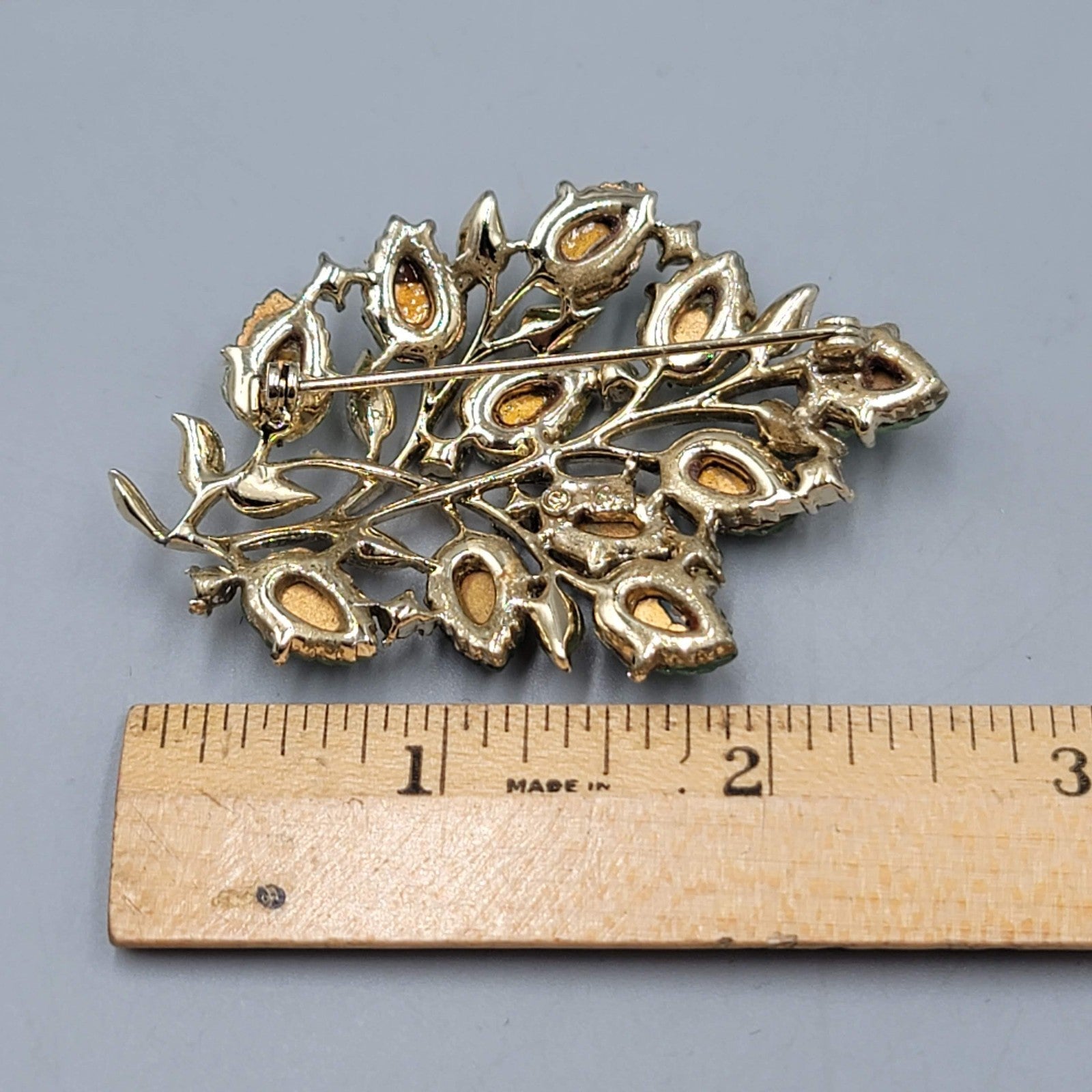 Vintage Coro Brooch Green Molded Glass Leaf Rhinestone Gold tone 2.5"