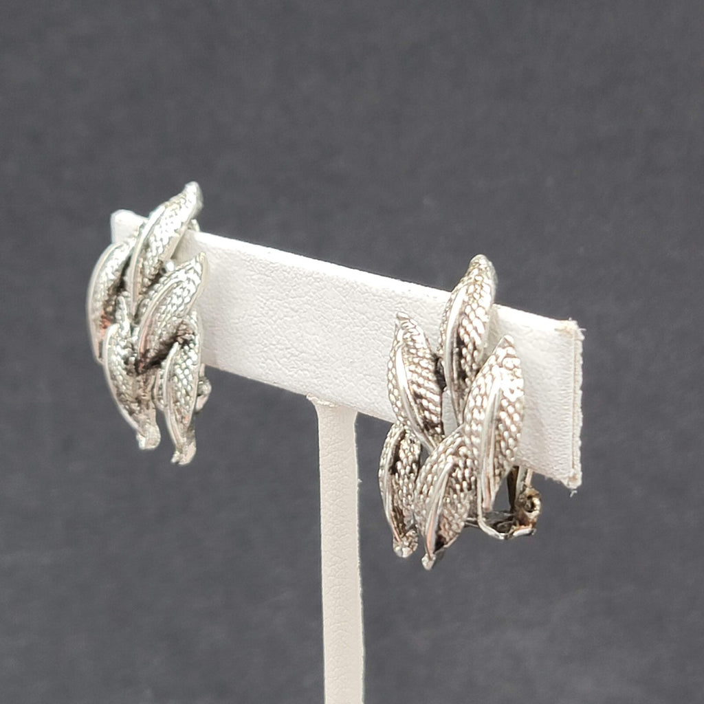 Vintage Clip on Earrings Silver tone 1 1/8" Textured Drop Leaves