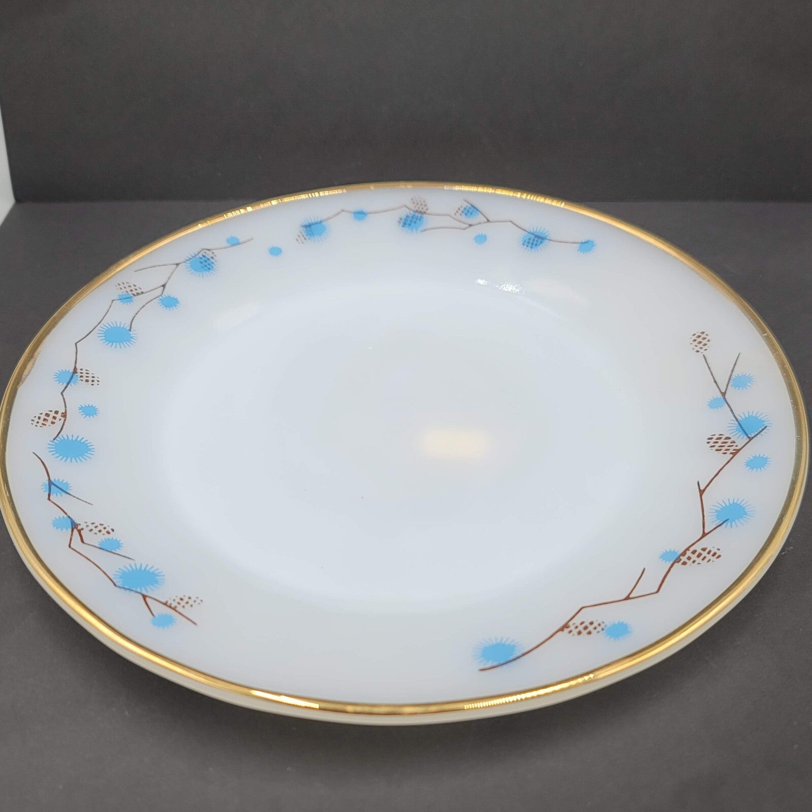 VTG Termocrisa Milk Glass Dinner Plate Blue Brown Pine Cone Gold Trim Single 9"