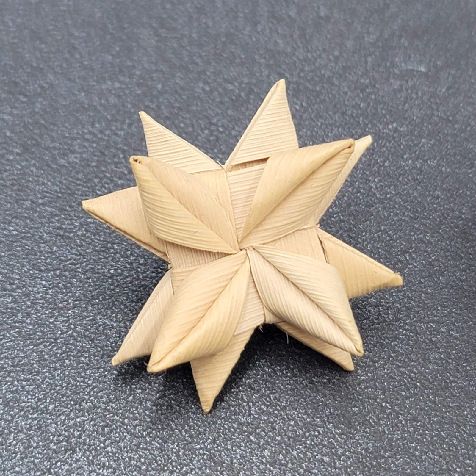 Pierced Earrings Origami Reed Flower Star 3D Drop Studs 1.25"