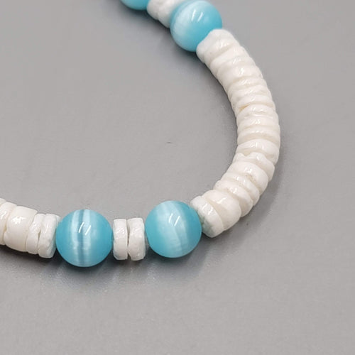 Blue Cats Eye Bead Puka Shell Bracelet 7.25"