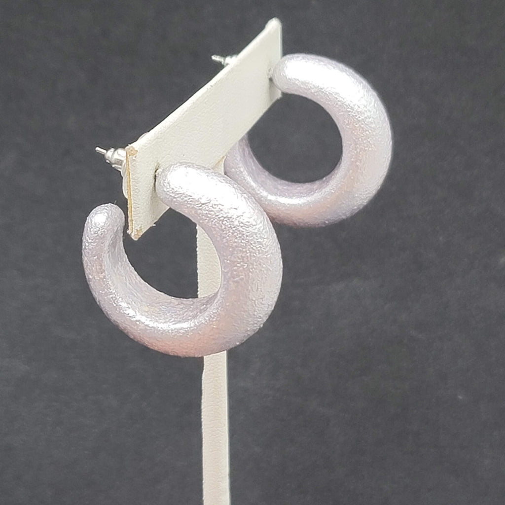 Pierced Earrings Textured Silver Lavender Wide Thick Hoops Dangle 1 1/8"