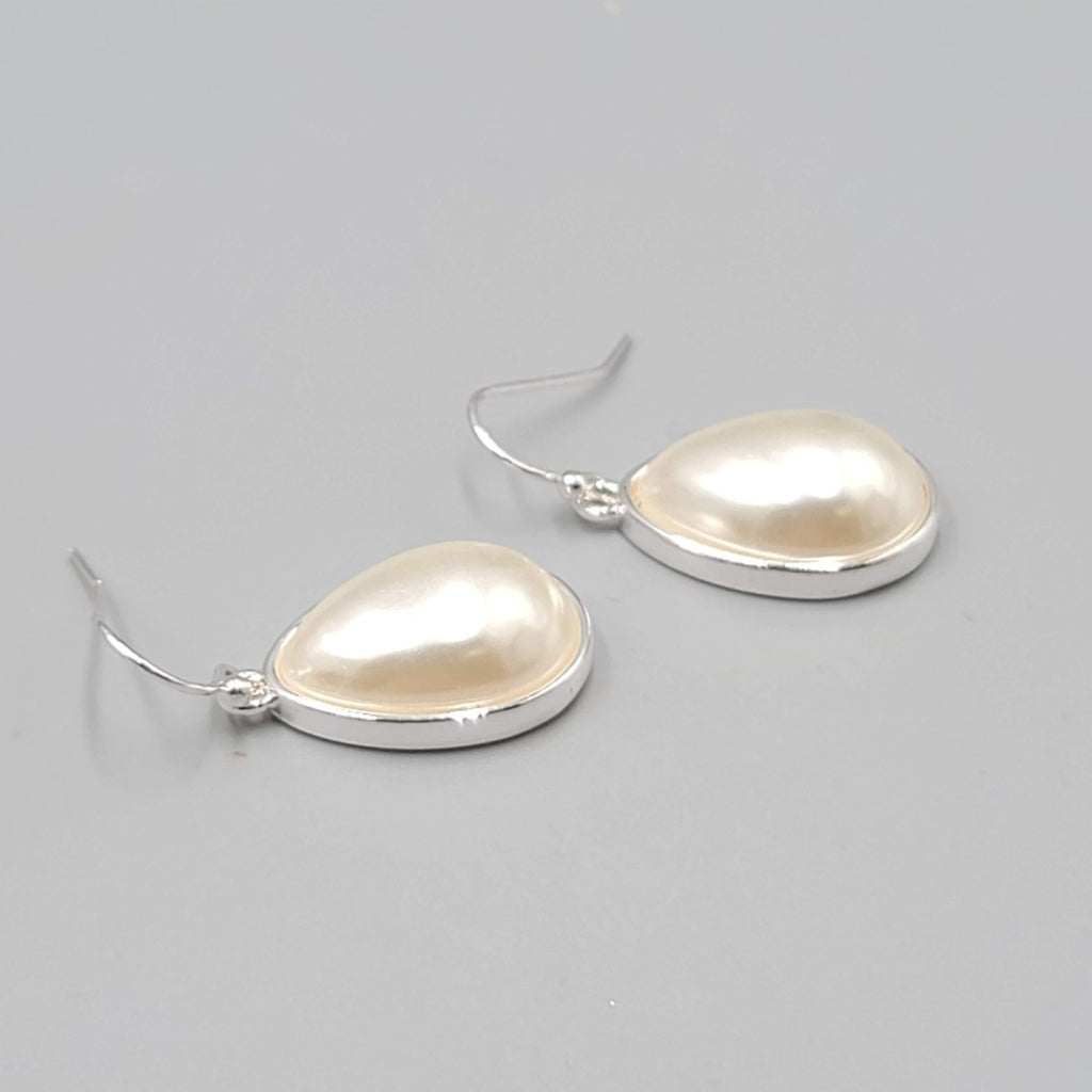Teardrop White Pierced Earrings Silver tone Dangle   7/8"