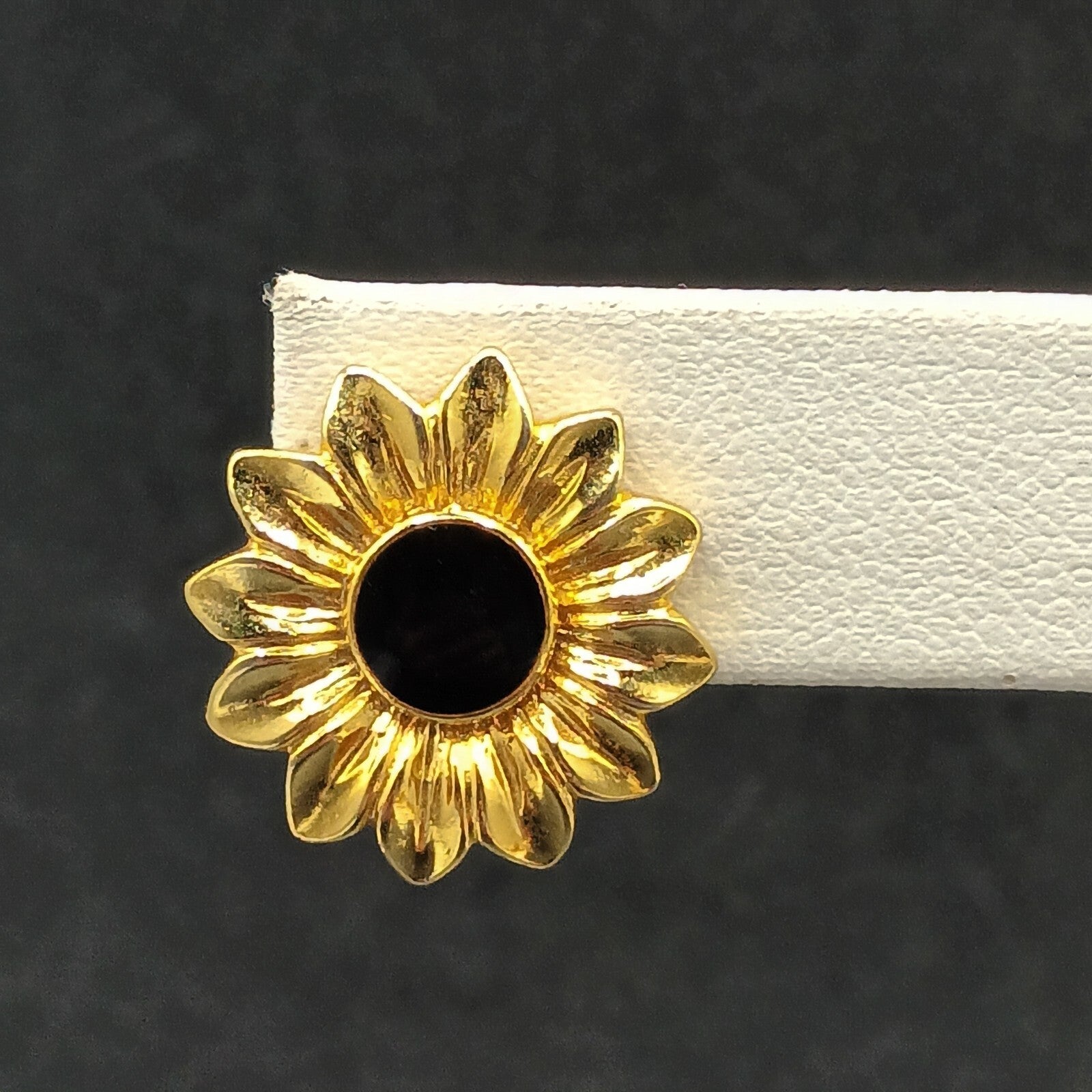 Pierced Earrings Gold tone Black Enamel Flower Studs  3/4"