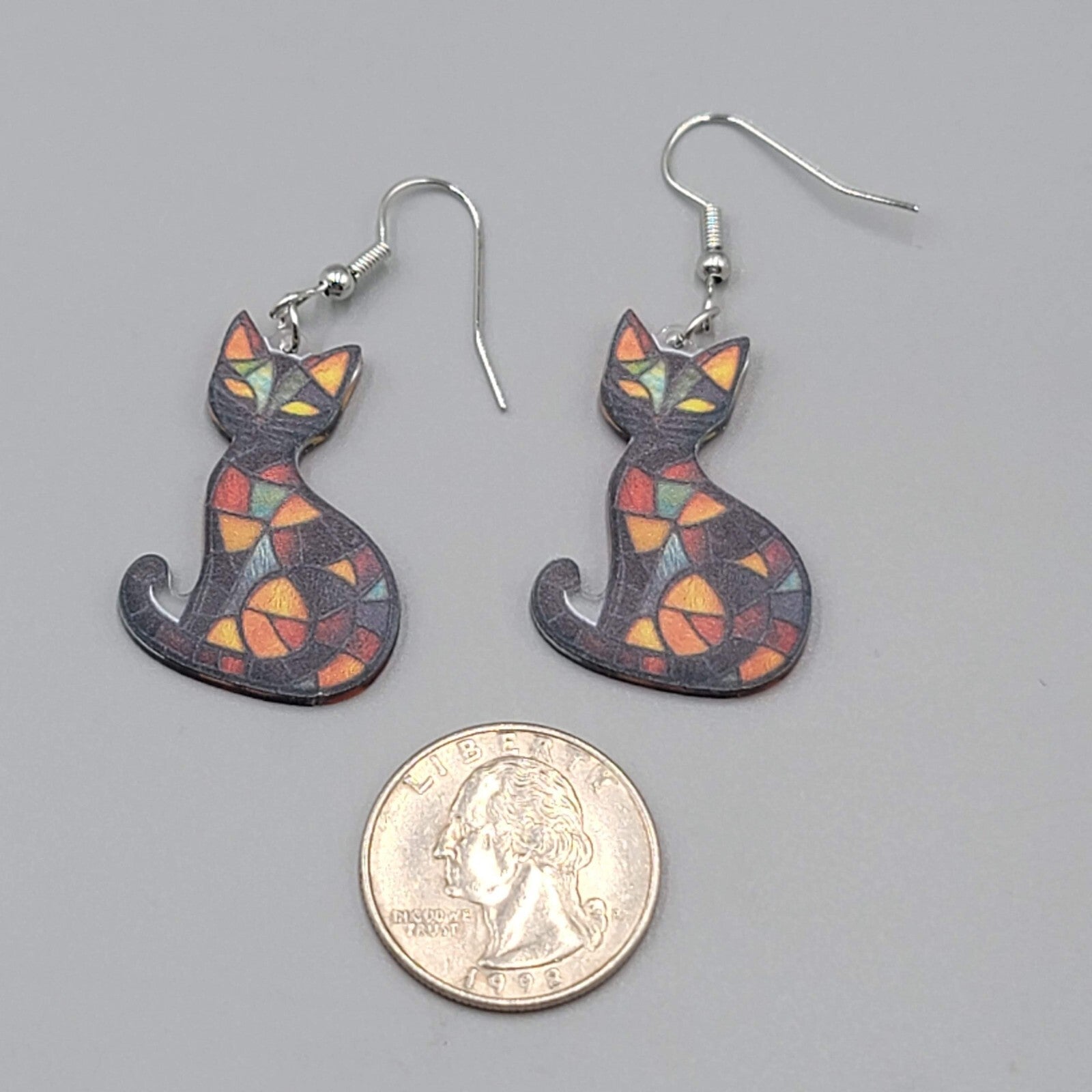 Black Kitty Cat Pierced Earrings Stained Glass Look Acrylic Dangle 1 3/8"
