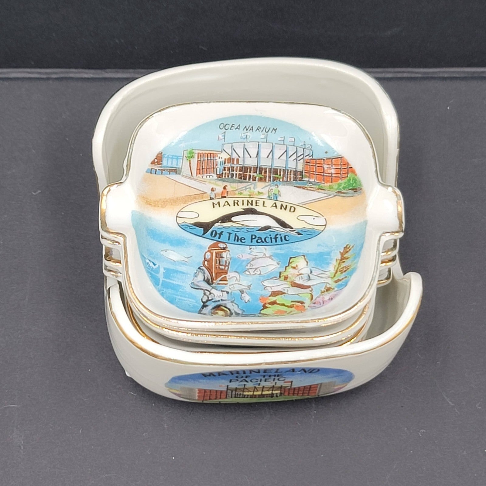 Vtg Marineland Ceramic Souvenir Ashtray Set w Holder