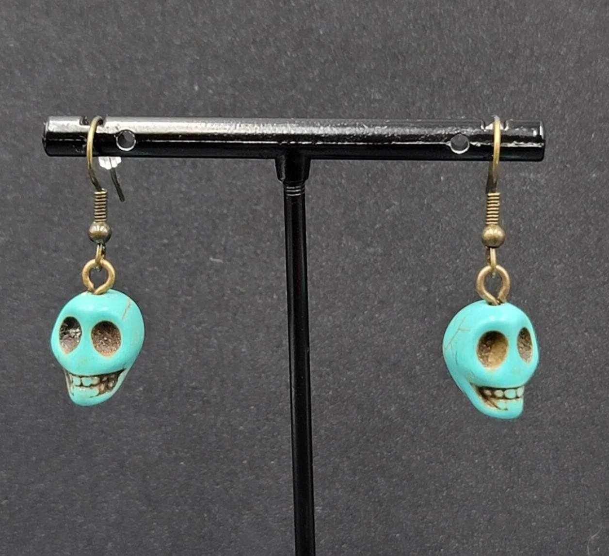 Skull Pierced Earrings Blue Howlite Stone Bead Dangle 3/4"