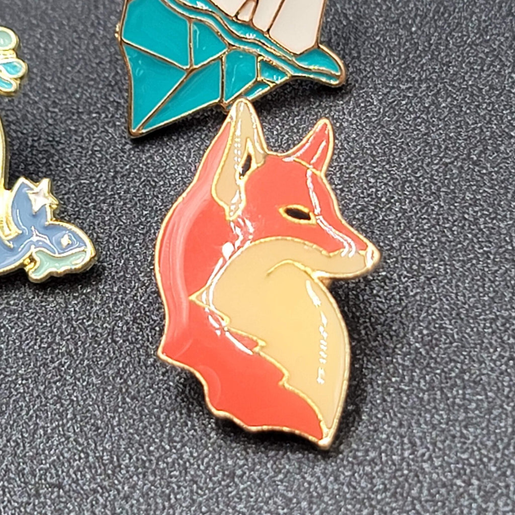 Lot of 6 Cute Animals Enamel Pins Hat Lapel Pin Bunny Fox Iceberg Backpack Whale