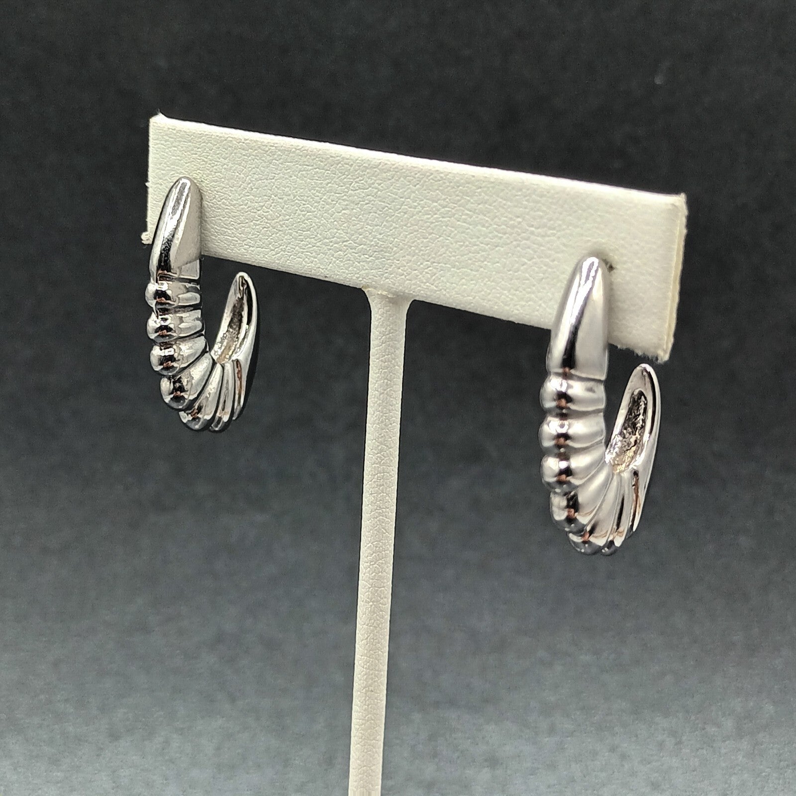 Vintage Pierced Earrings Silver tone Scalloped Open Oblong Hoop Drop 1 1/4"