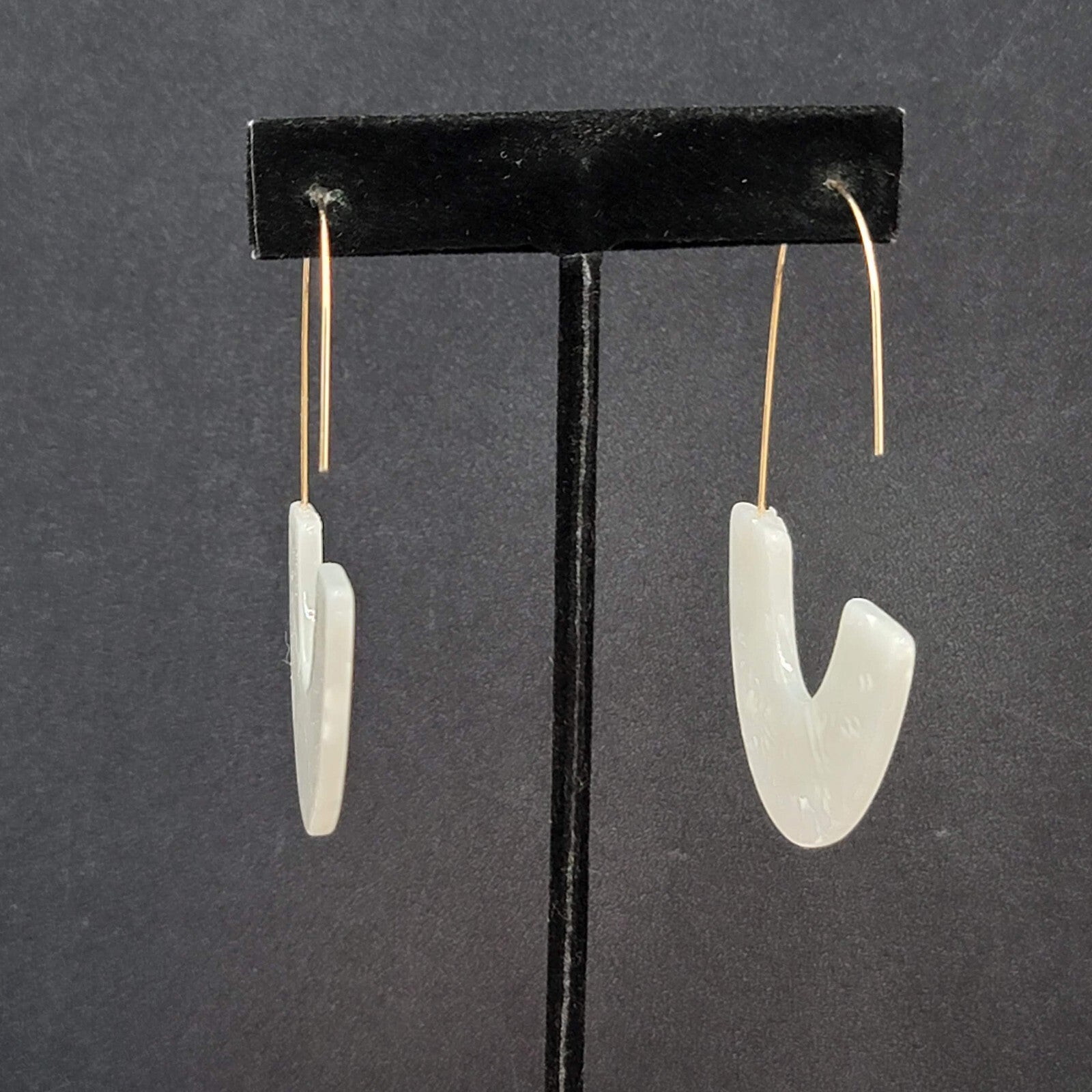 Pierced Earrings Gold tone Hook White Pearloid Resin Statement Dangle 2.75"