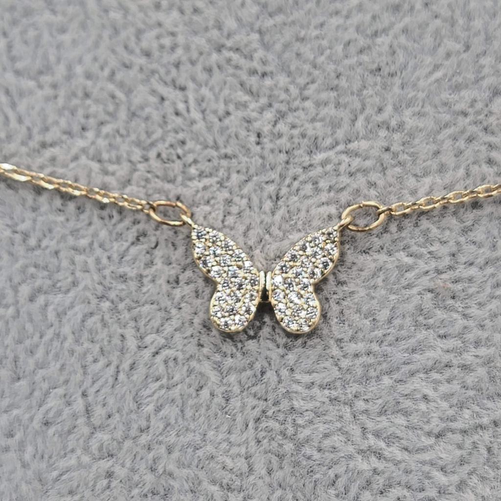 Necklace Lot of 4 Gold tone Petite Pendants Heart Snake Crystal