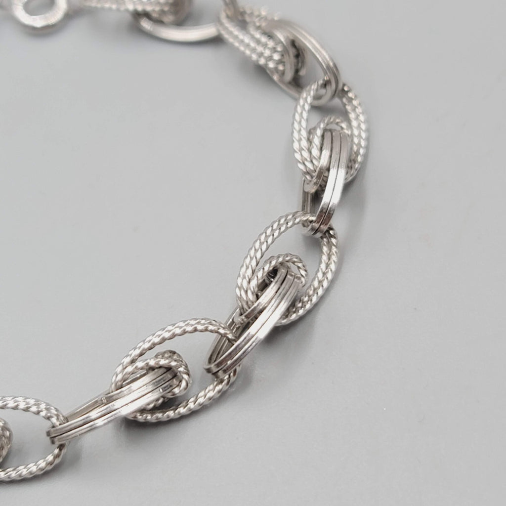 Vintage Bracelet Textured Silver tone Links 7.25"