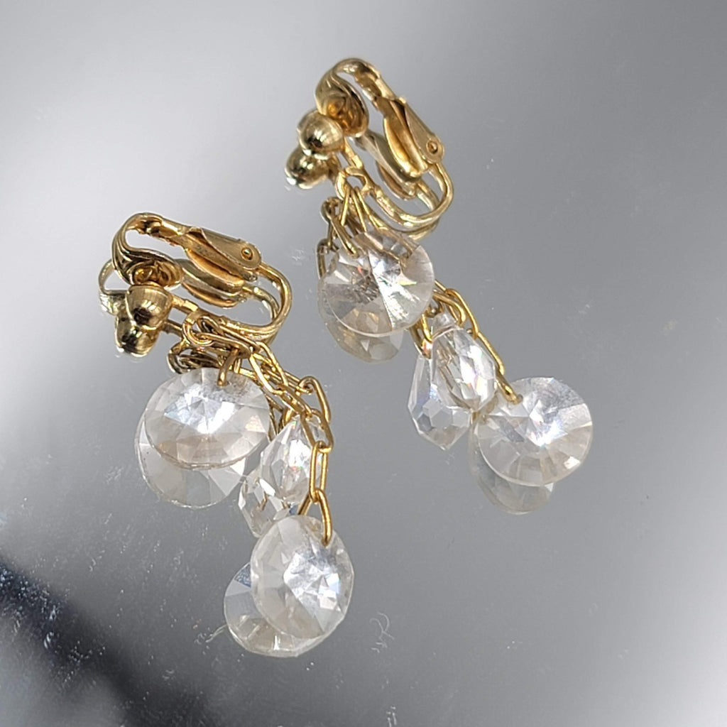 Vintage Clear Bead Clip on Earrings Gold tone Dangle 1.25 in