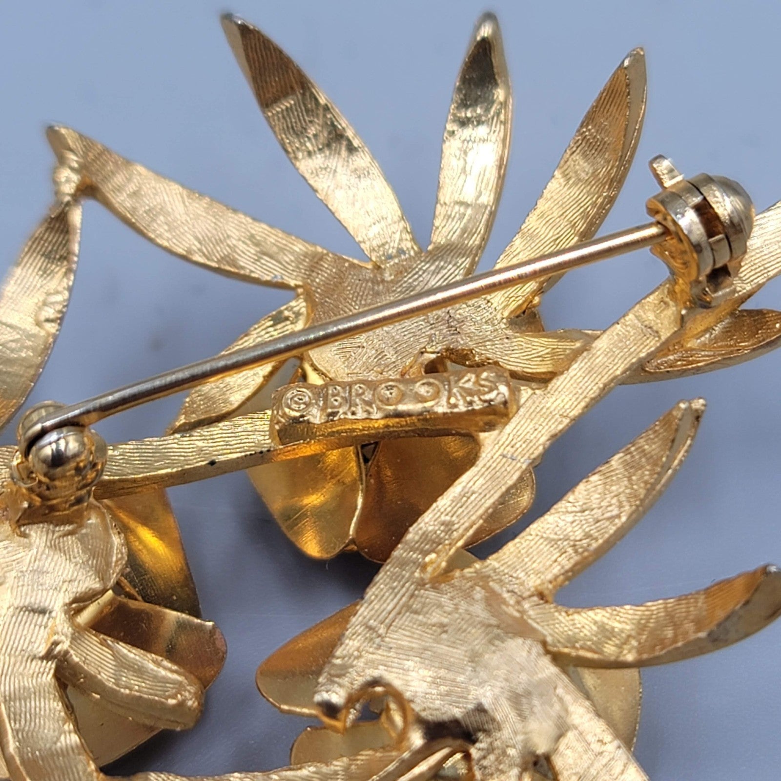 Vintage Brooks Brooch Gold tone Rose Flowers 2.25 in