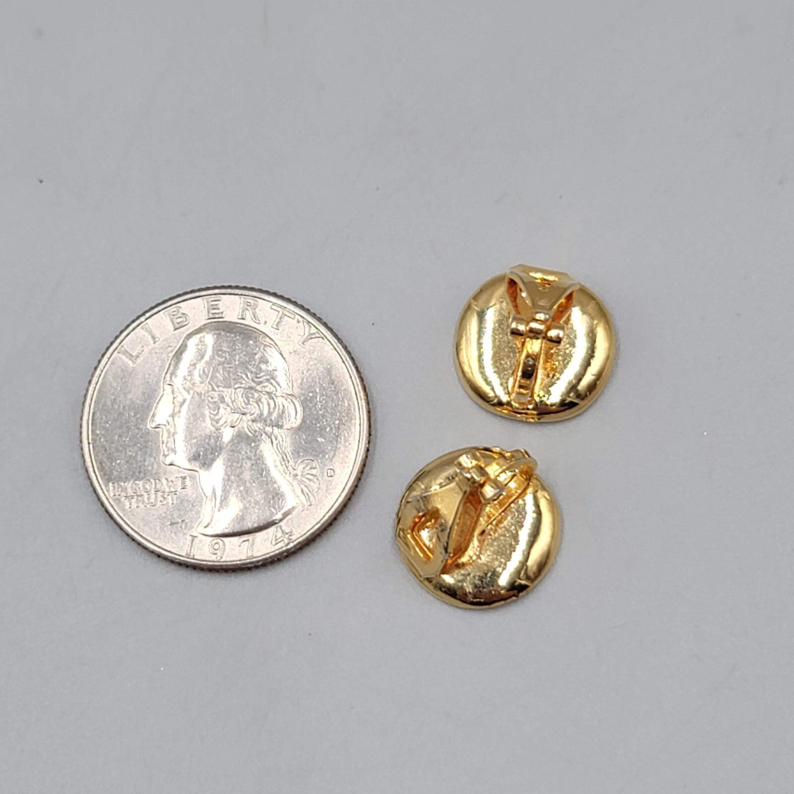 Vintage Stud Clip on Earrings Gold Plate Wavy Round 1/2"