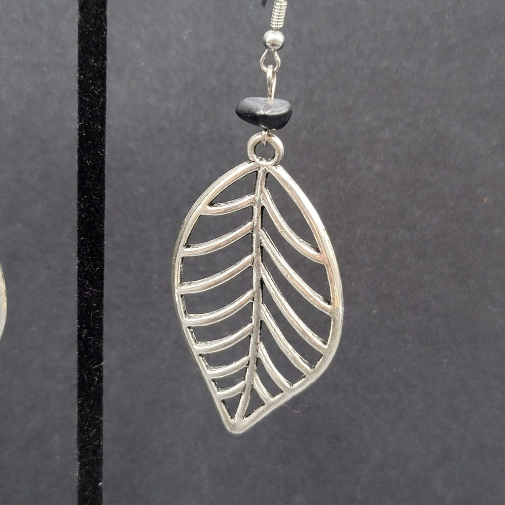 Pierced Earrings Open Work Leaf Black Stone Bead Dangle Long 2.25"