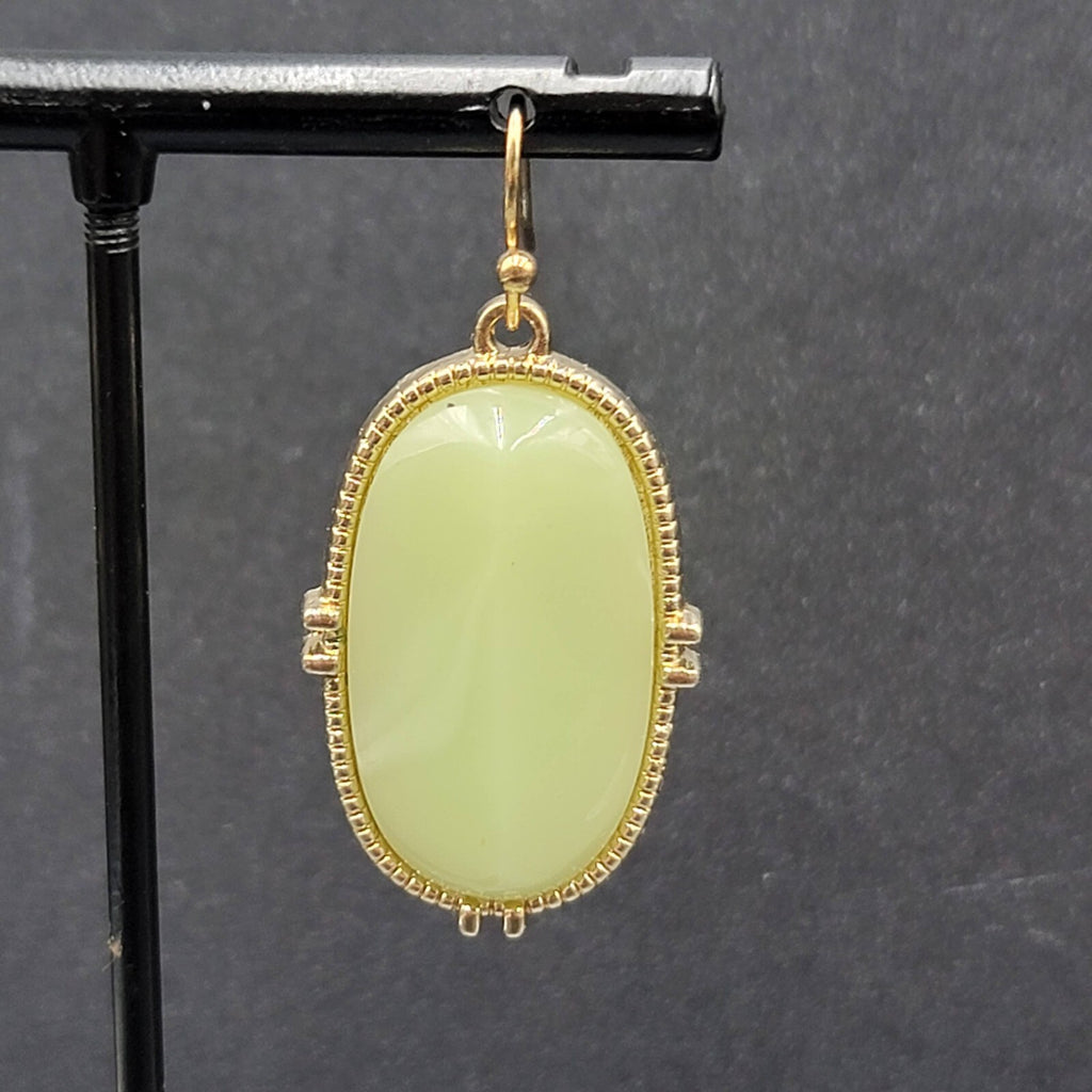 Pierced Earrings Gold tone Acrylic Green Dangle 1.25"