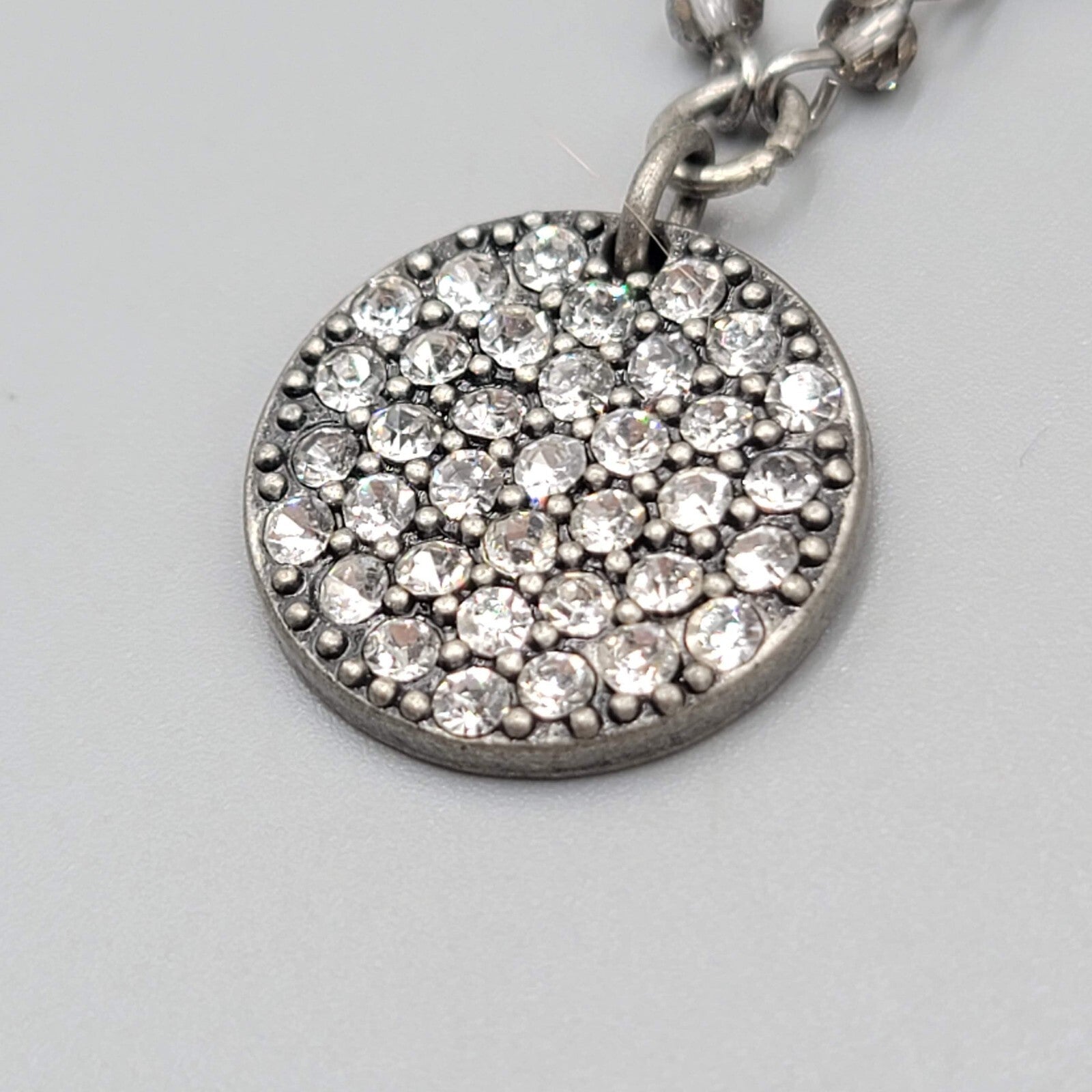 American Eagle Outfitters aeo Crystal Pendant Necklace Silver tone Chain 14"-16"