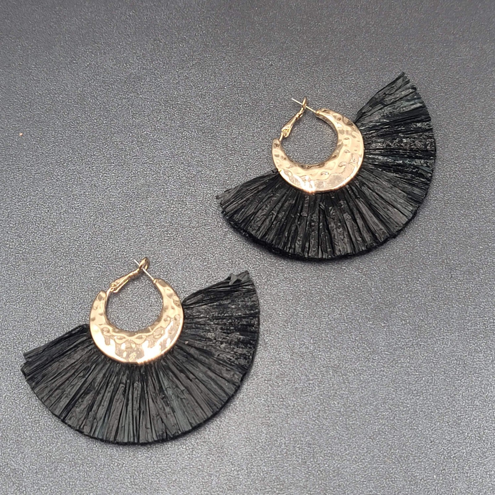 Pierced Earrings Gold tone Black Rattan Tassel Dangle 2.25"x3.25"