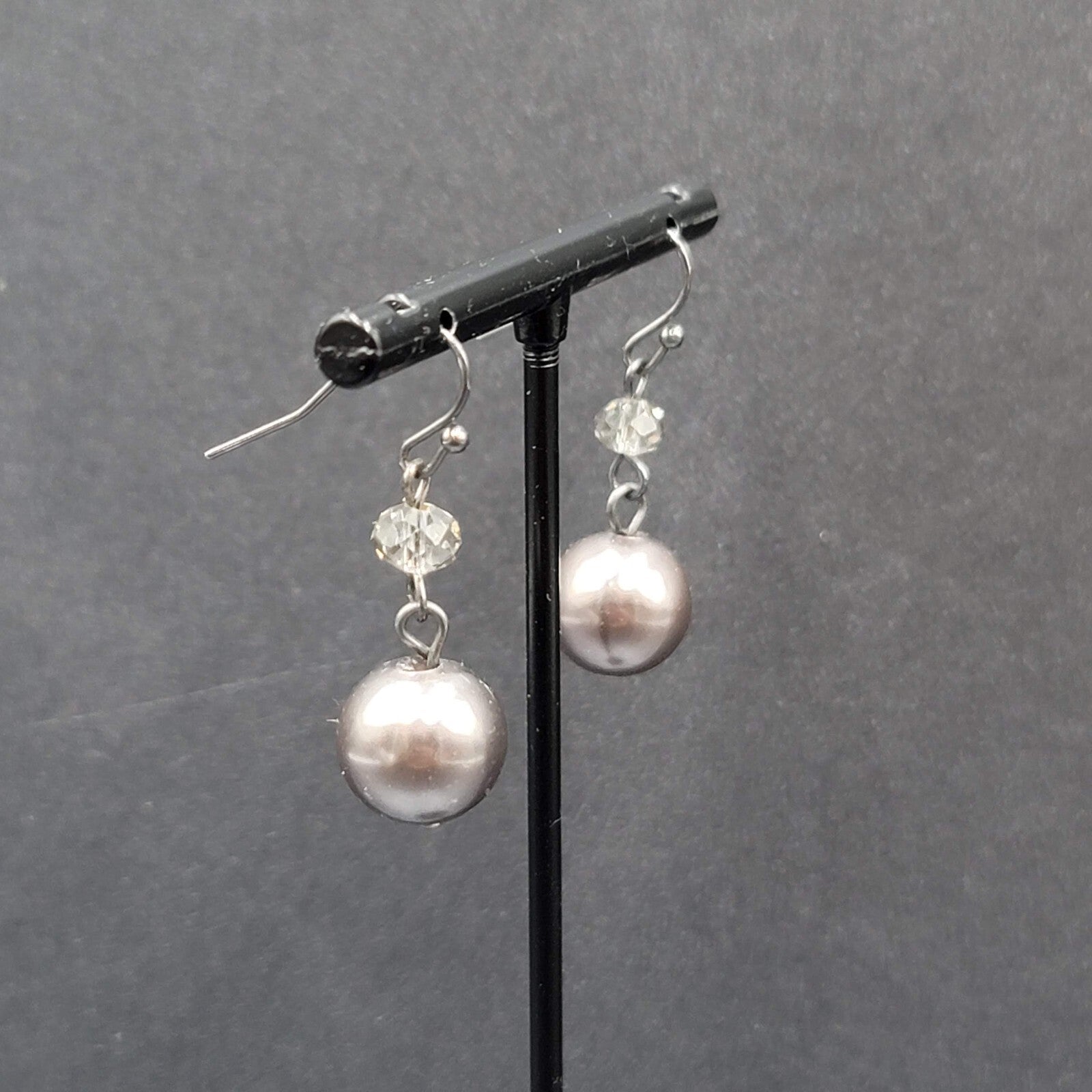 Pierced Earrings Silver tone Dark Gray Bead Dangle  1"