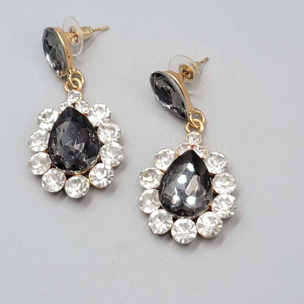 Gray Teardrop Glass Pierced Earrings Gold tone Dangle 2"