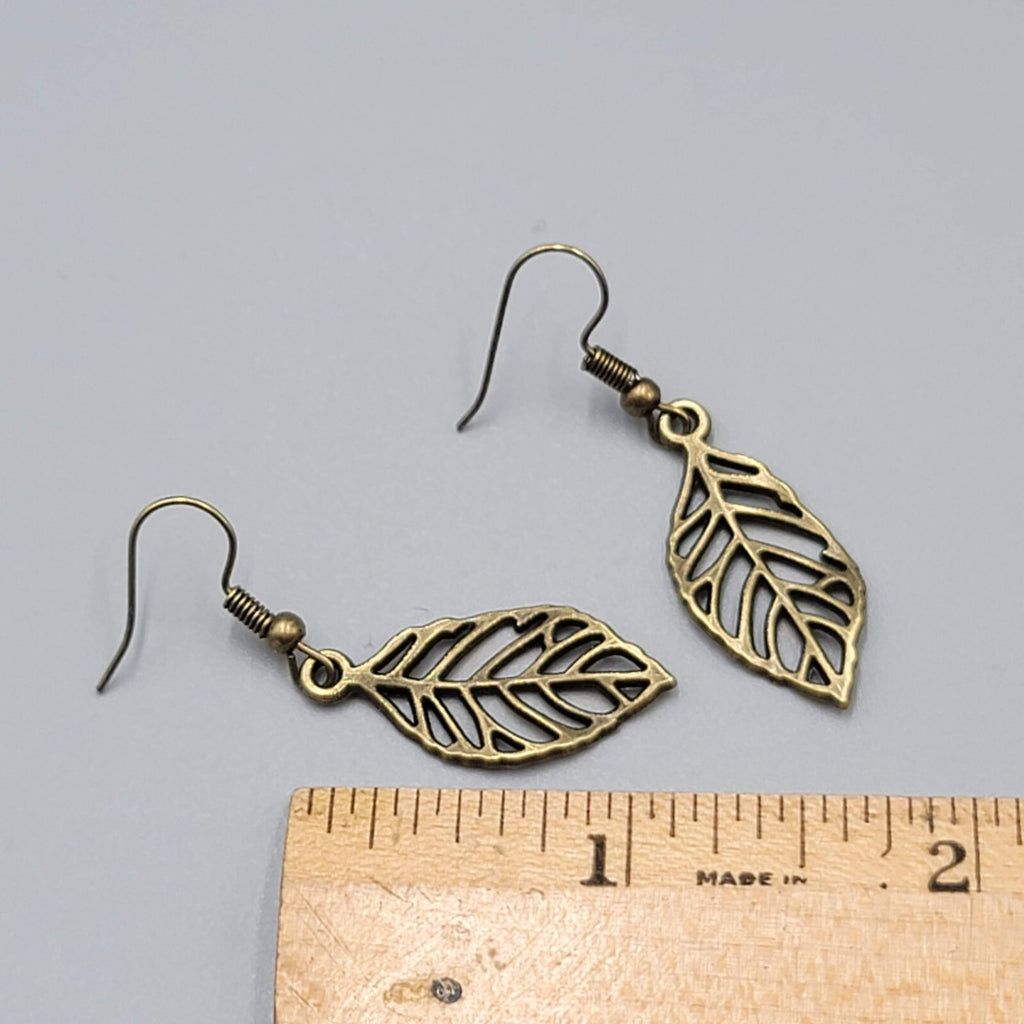 Leaf Pierced Earrings Bronze tone Wavy Dangle NEW 1"
