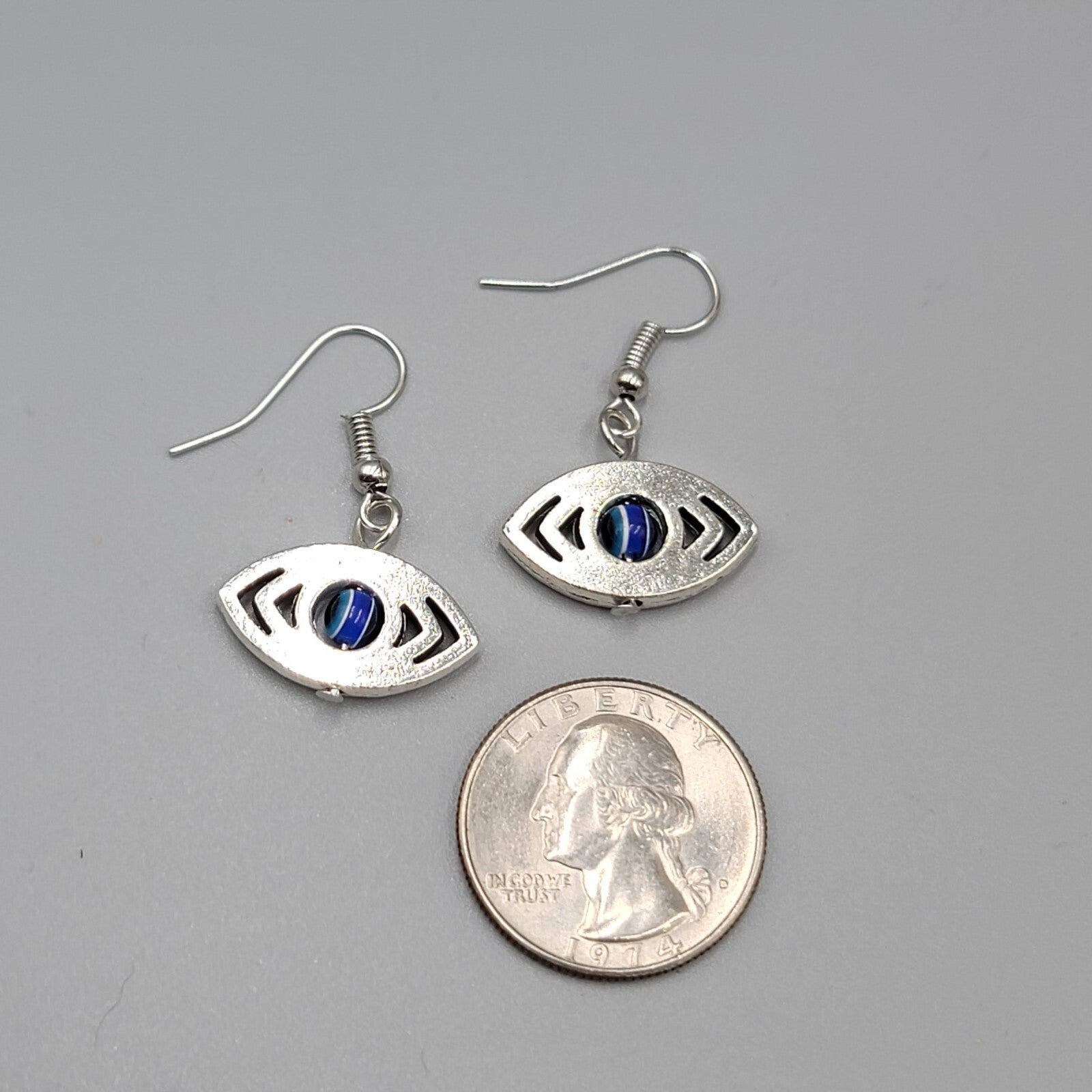 Evil Eye Pierced Earrings Silver tone Blue Bead Dangle 3/4"