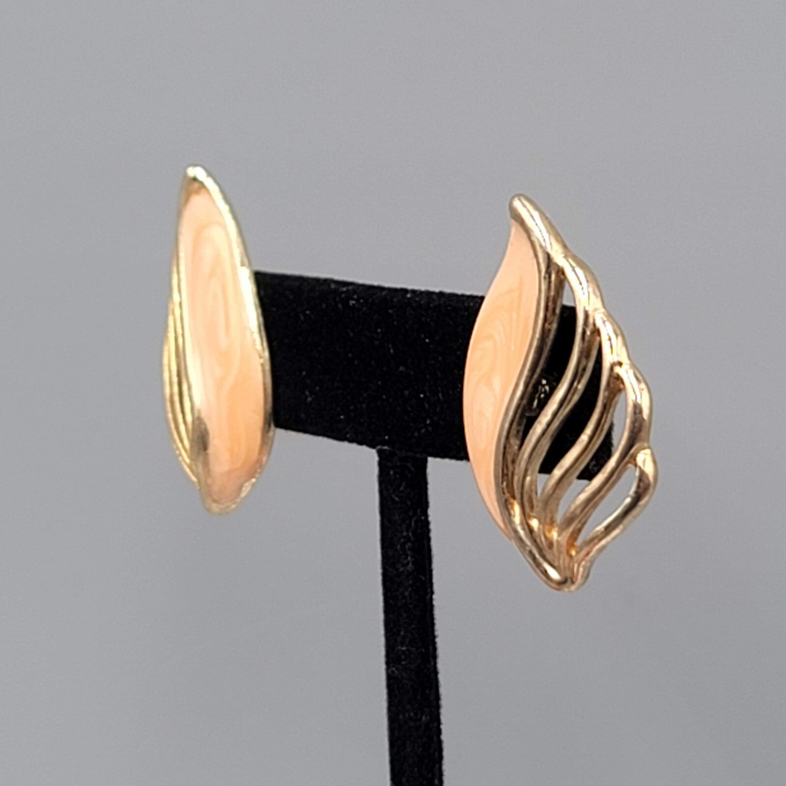 Vintage Pierced Earrings Peach Enamel Gold tone Climber Fan 1.25"