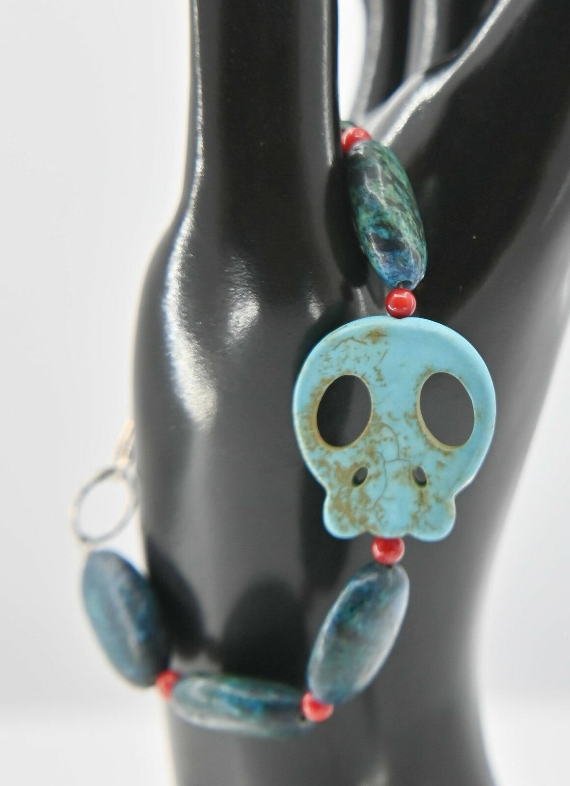 Chunky Blue Stone Bead Skull Bracelet Estate Jewelry 7 3/4"
