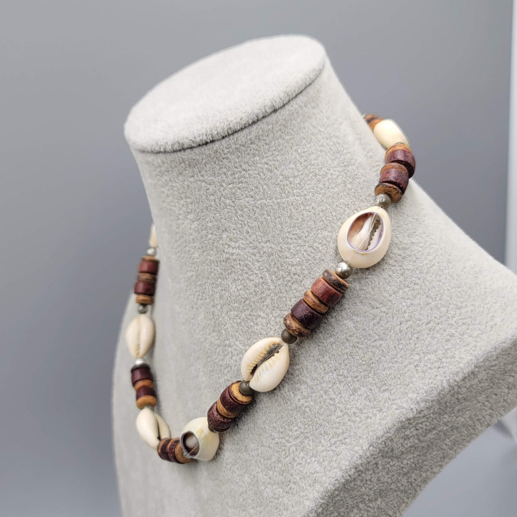 Vintage Seashell Wood Bead Necklace Men Women Unisex Beach Theme 18 in