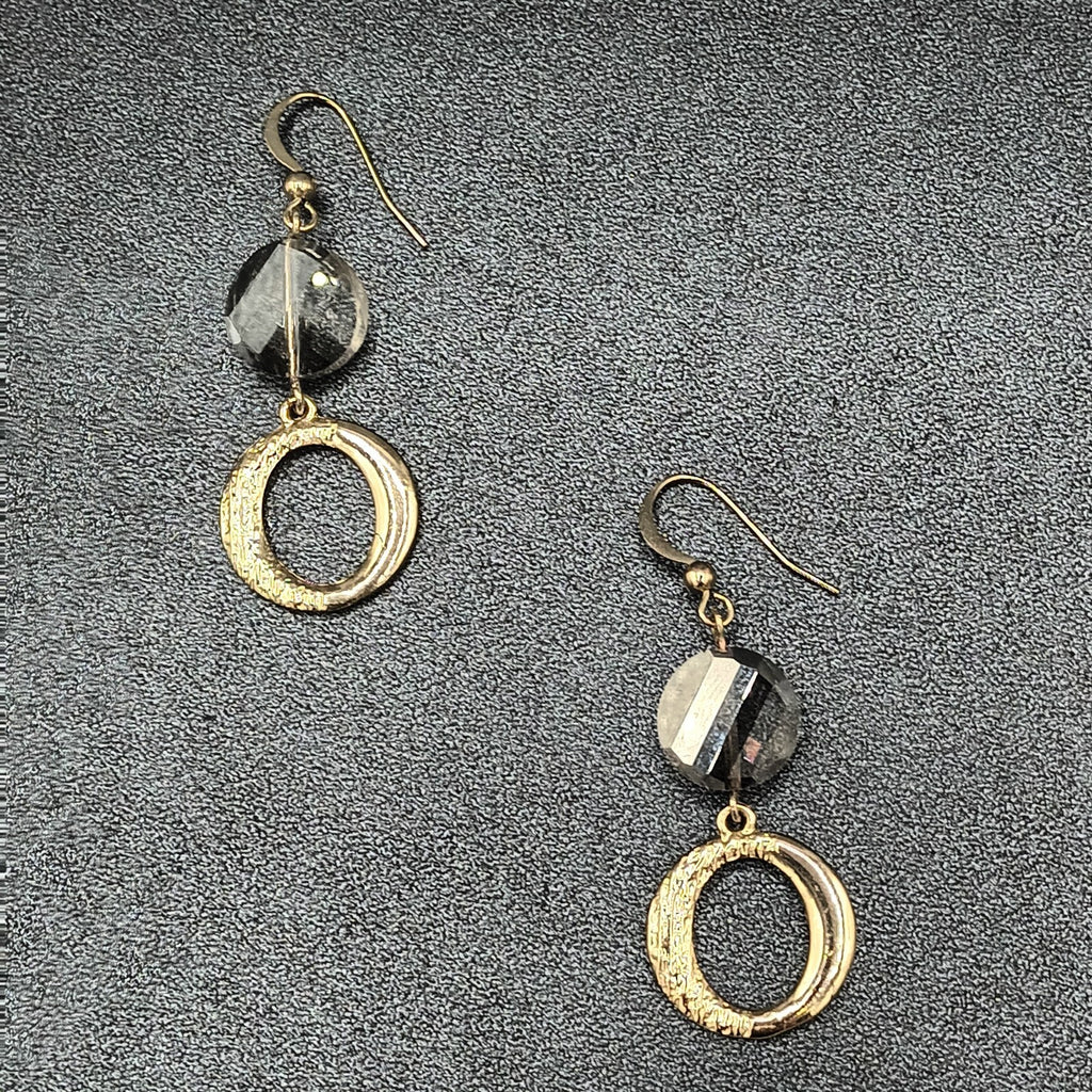 Pierced Earrings Gold tone Glass Bead Open Circle Dangle 1 5/8"
