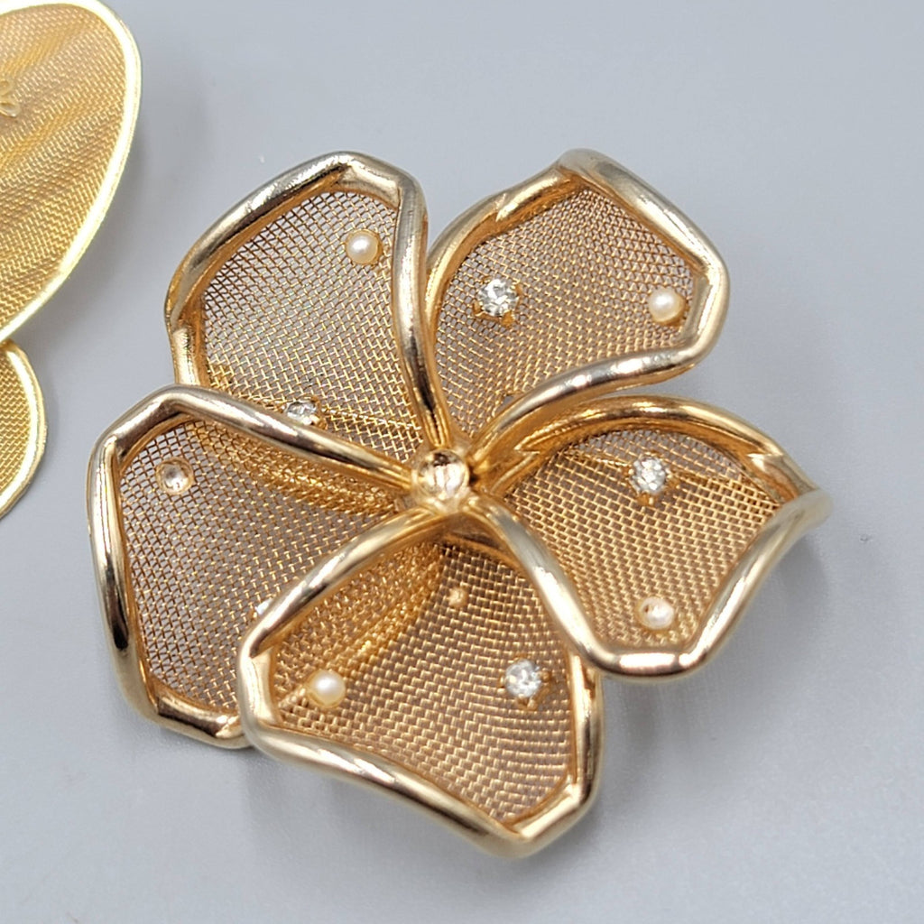 Vintage Brooch Lot of 2 Mesh Flower Butterfly Gold tone Estate Jewelry