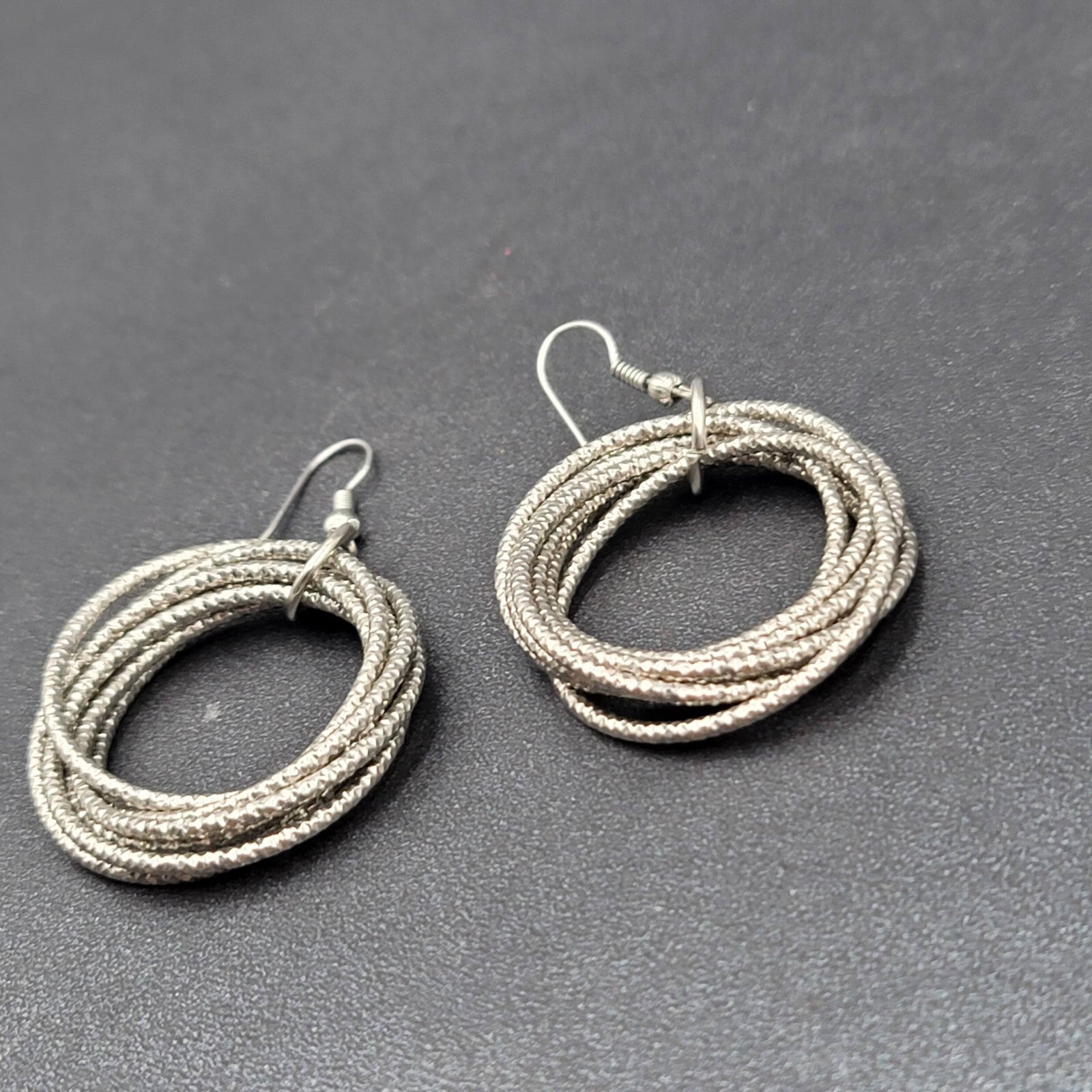 Pierced Earrings Silver tone Textured Multi Hoops Dangle 1.5"